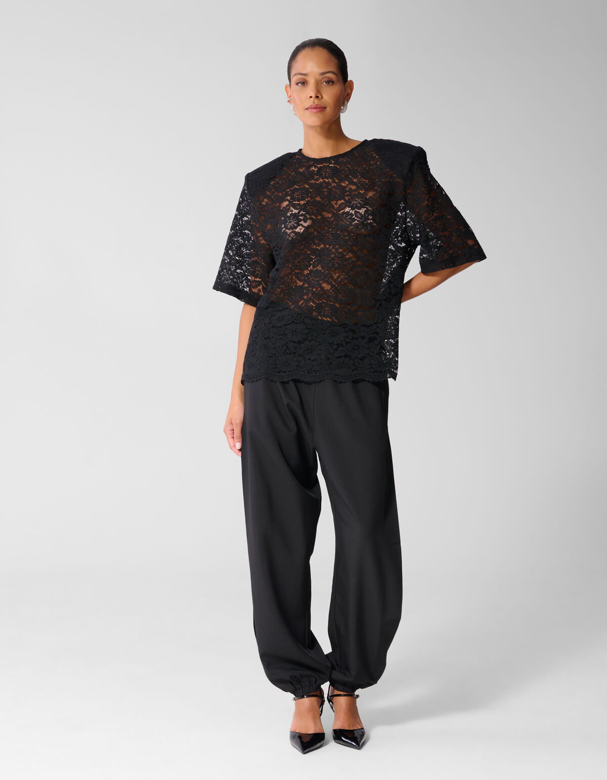 Lace Shoulder Top Zwart SHOEBY WOMEN
