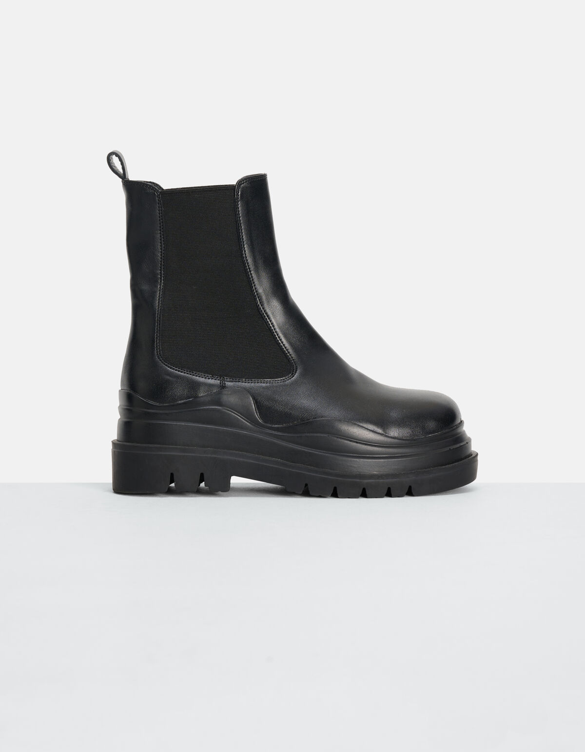 Golvende Chelsea Laarzen Zwart SHOEBY SHOES