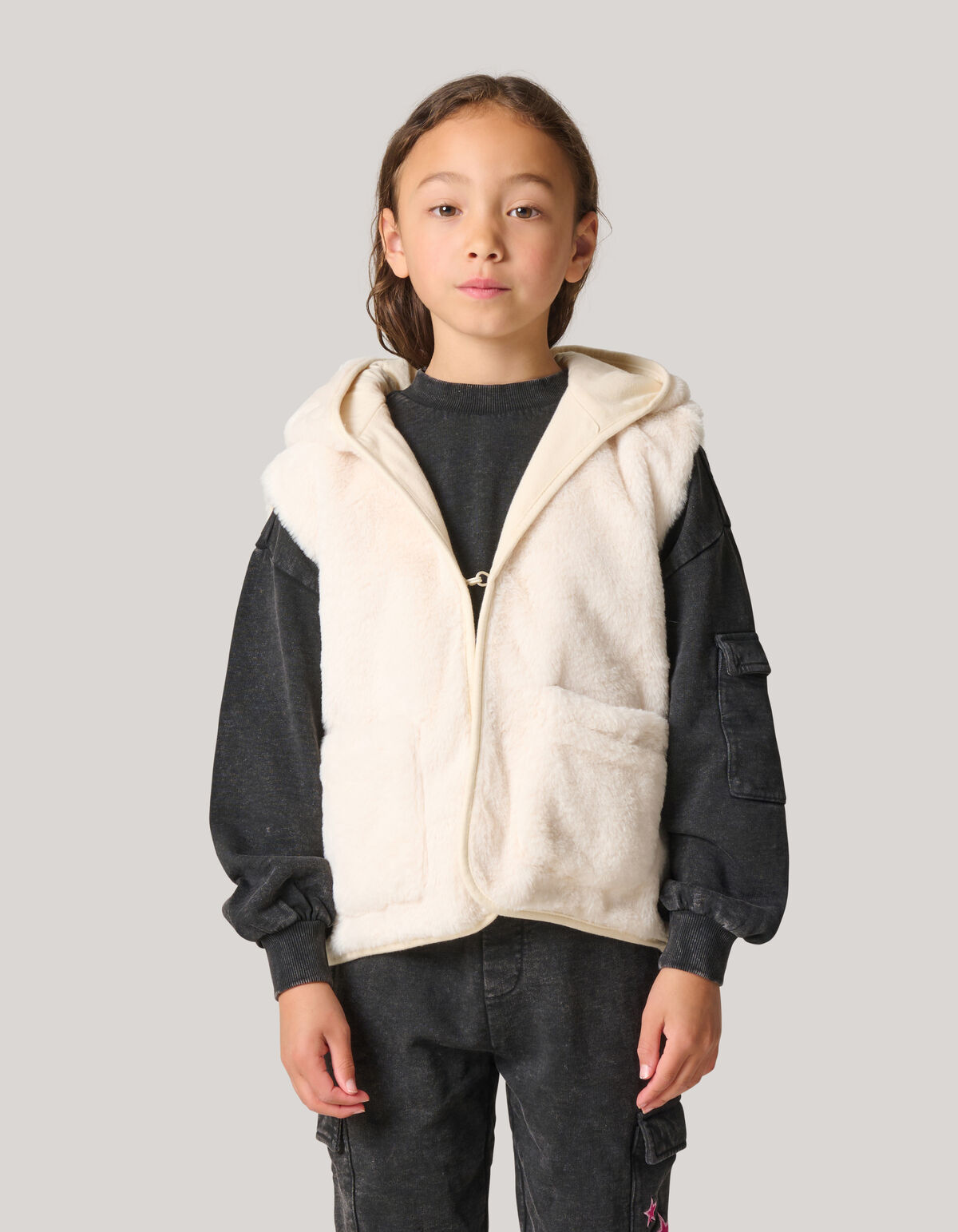 Faux Fur Vest Gebroken Wit SHOEBY GIRLS