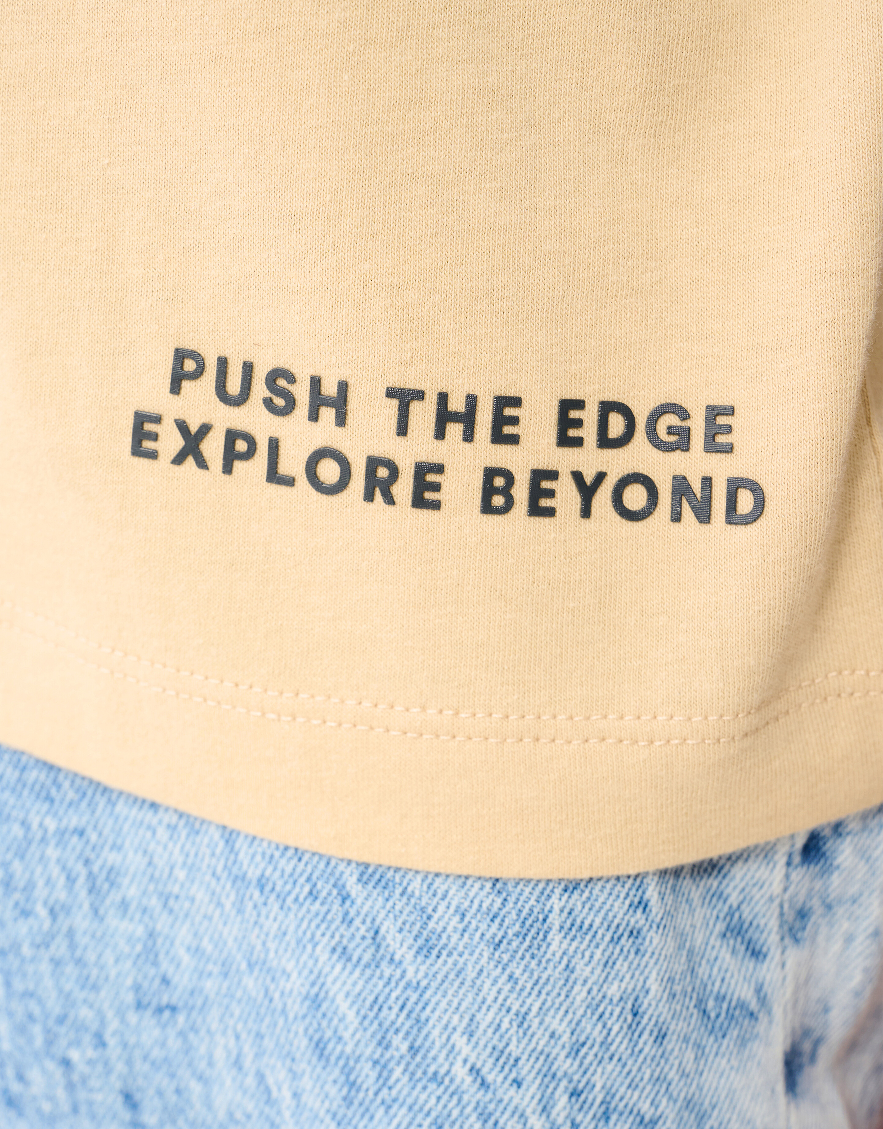 Discover Artwork T-shirt Beige SHOEBY BOYS