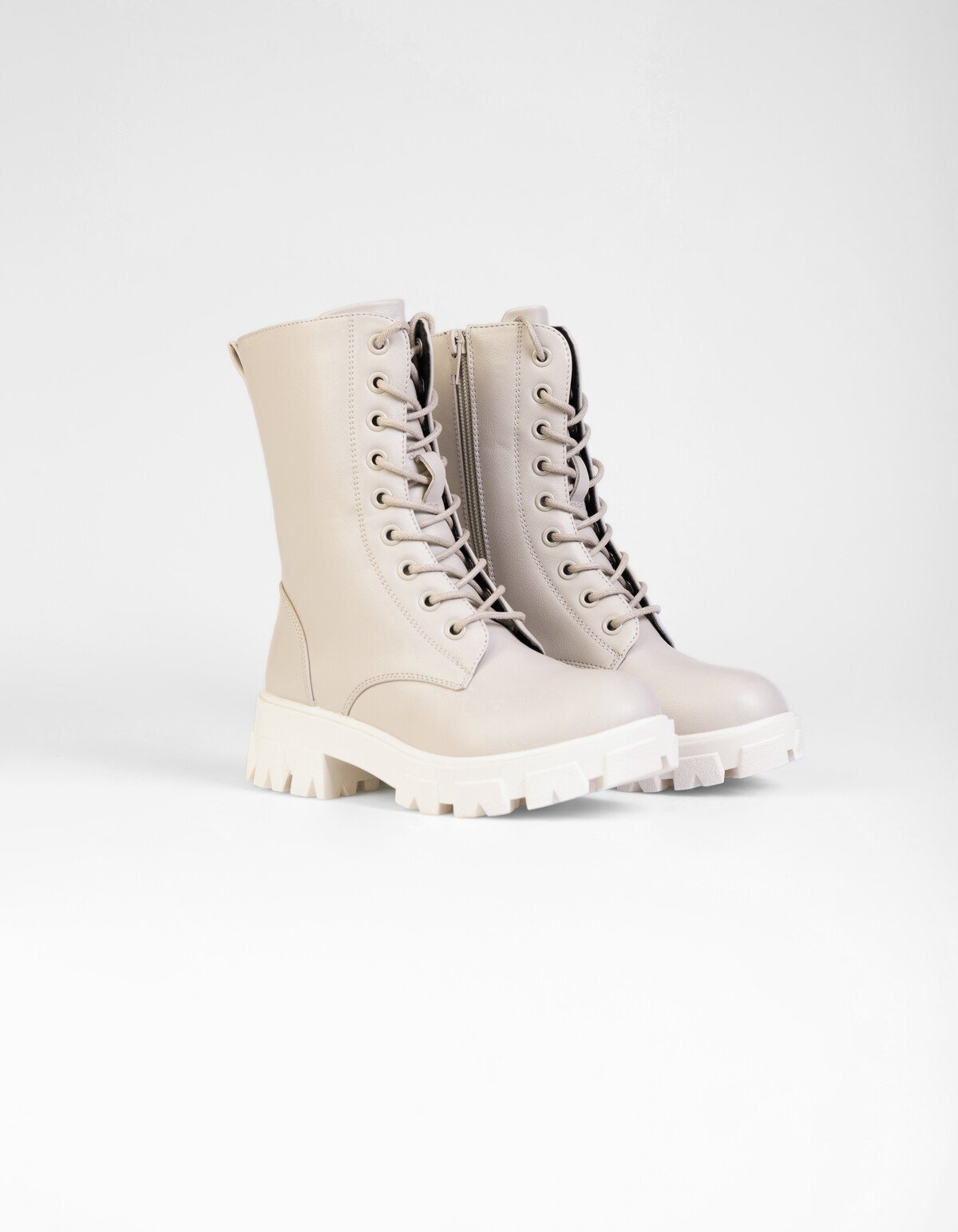 Jody Laars SCHOENEN SHOEBY