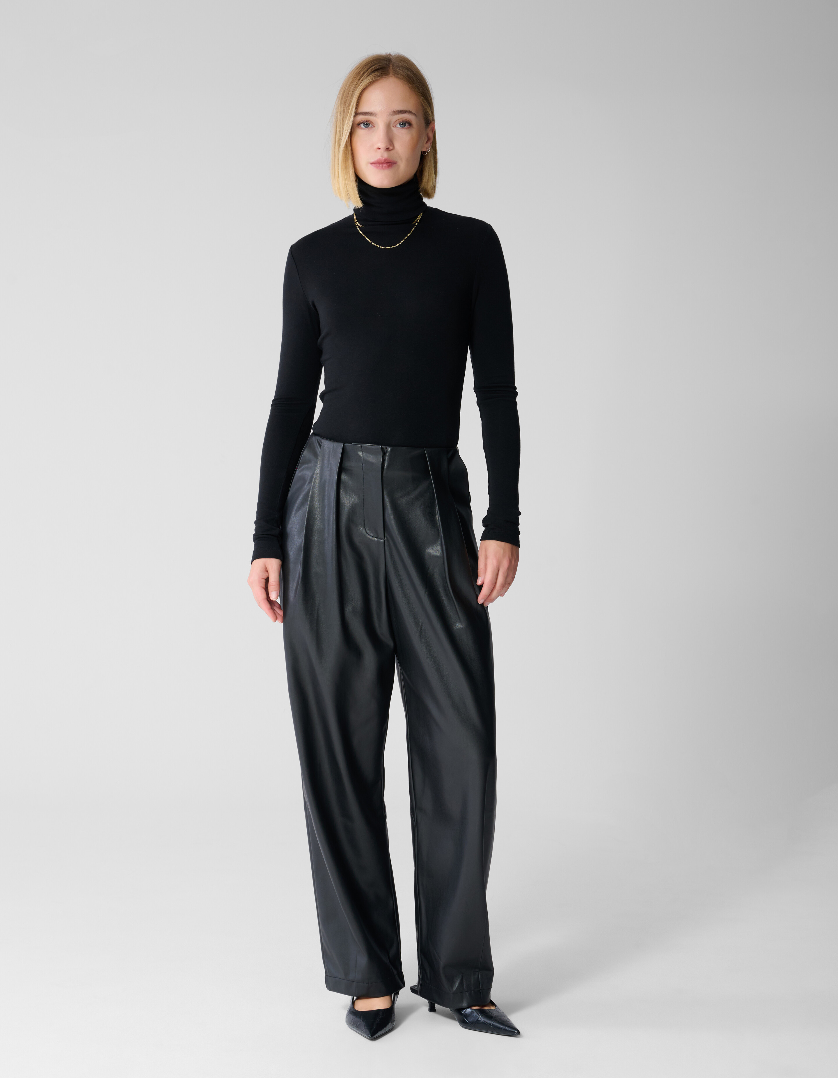 Vegan Leren Barrel Fit Broek Zwart By Lonneke SHOEBY WOMEN