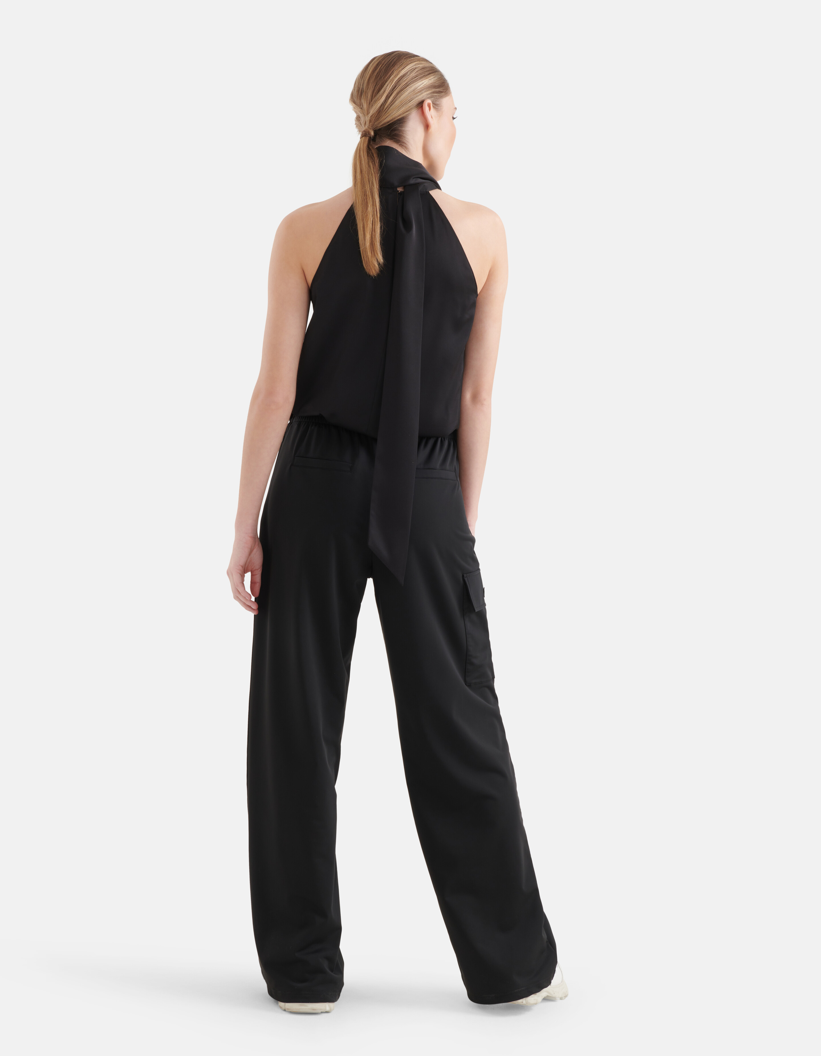 Satijnen Halter Top Zwart By Mieke SHOEBY WOMEN