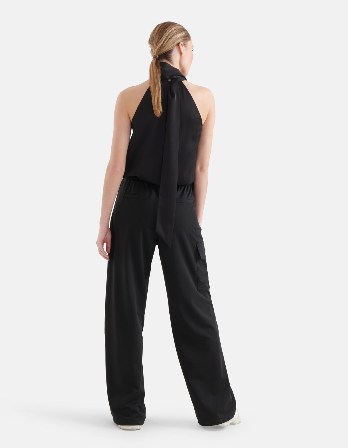 Satijnen Halter Top Zwart By Mieke SHOEBY WOMEN