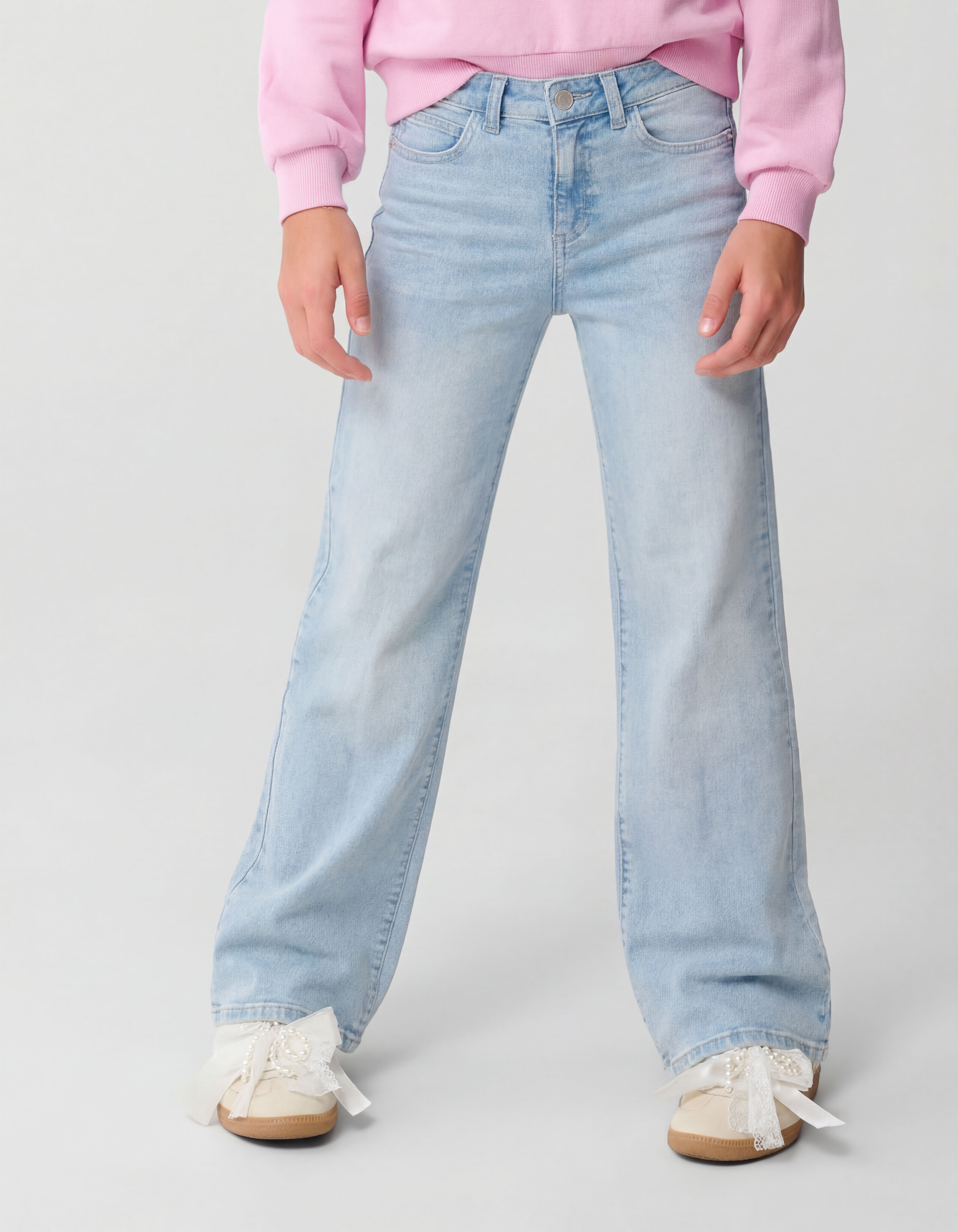 Flared Fit Jeans Bleached | Shoeby