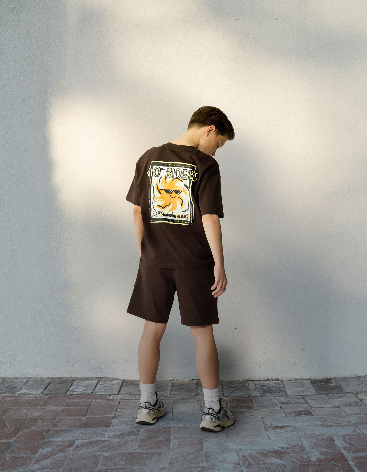 Riders Artwork T-shirt Donkerbruin SHOEBY BOYS