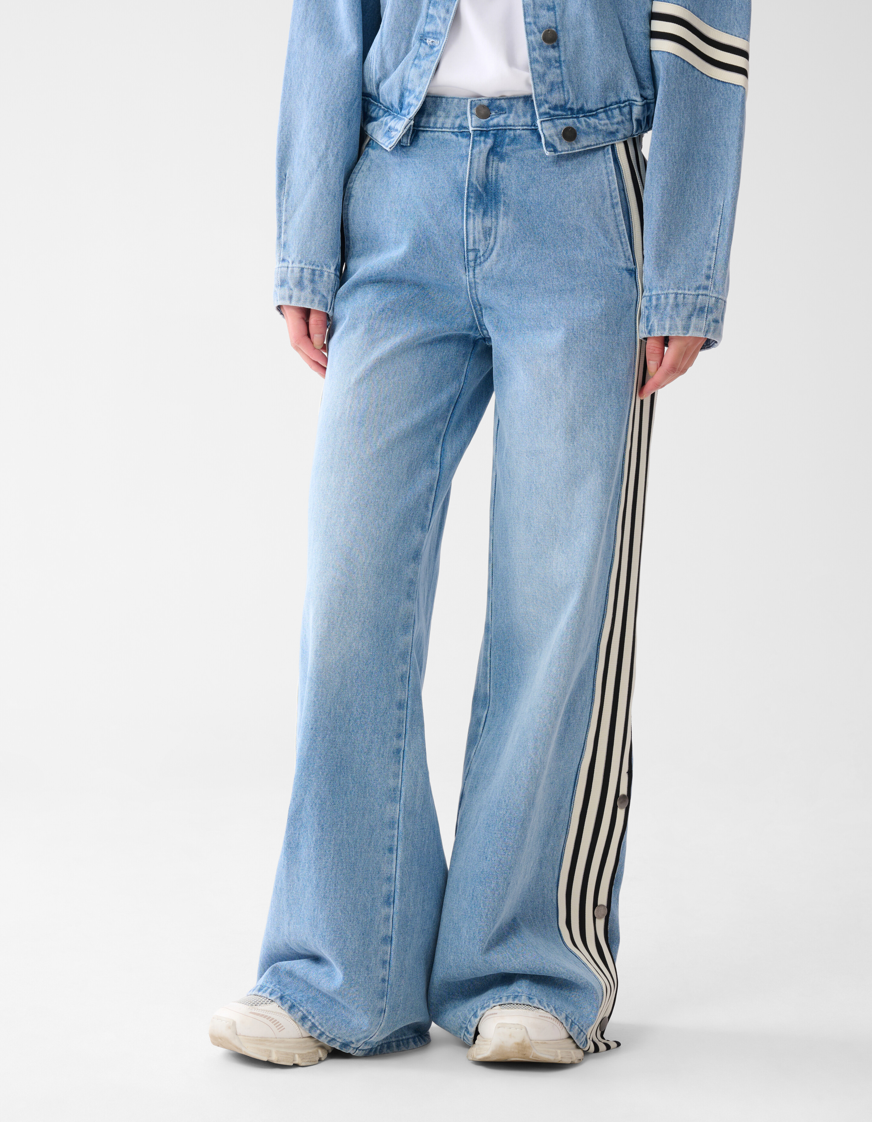 Sporty Tape Wide Leg Fit Jeans Blauw SHOEBY WOMEN