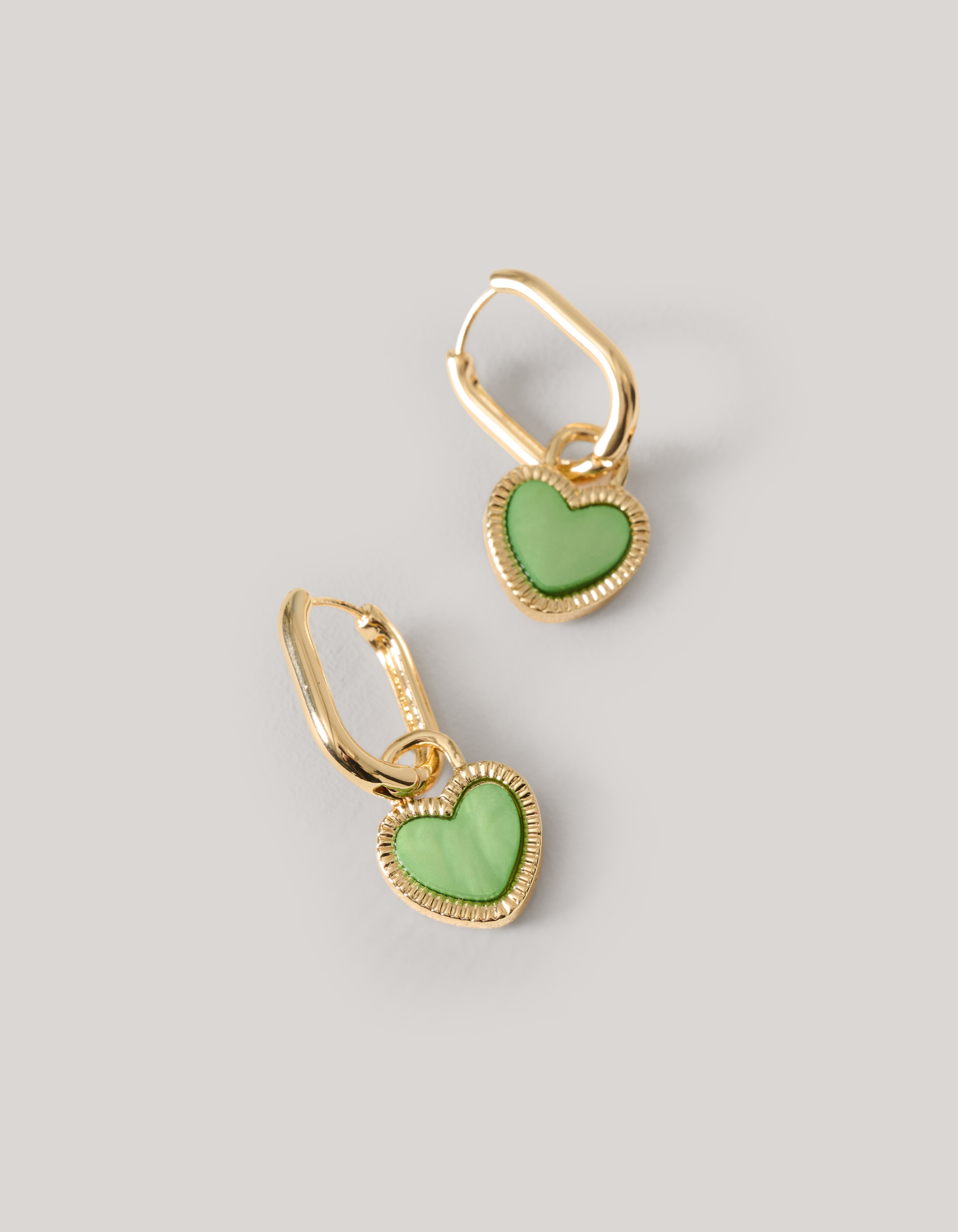Gekleurde Hartjes Oorbellen Goud SHOEBY ACCESSOIRES