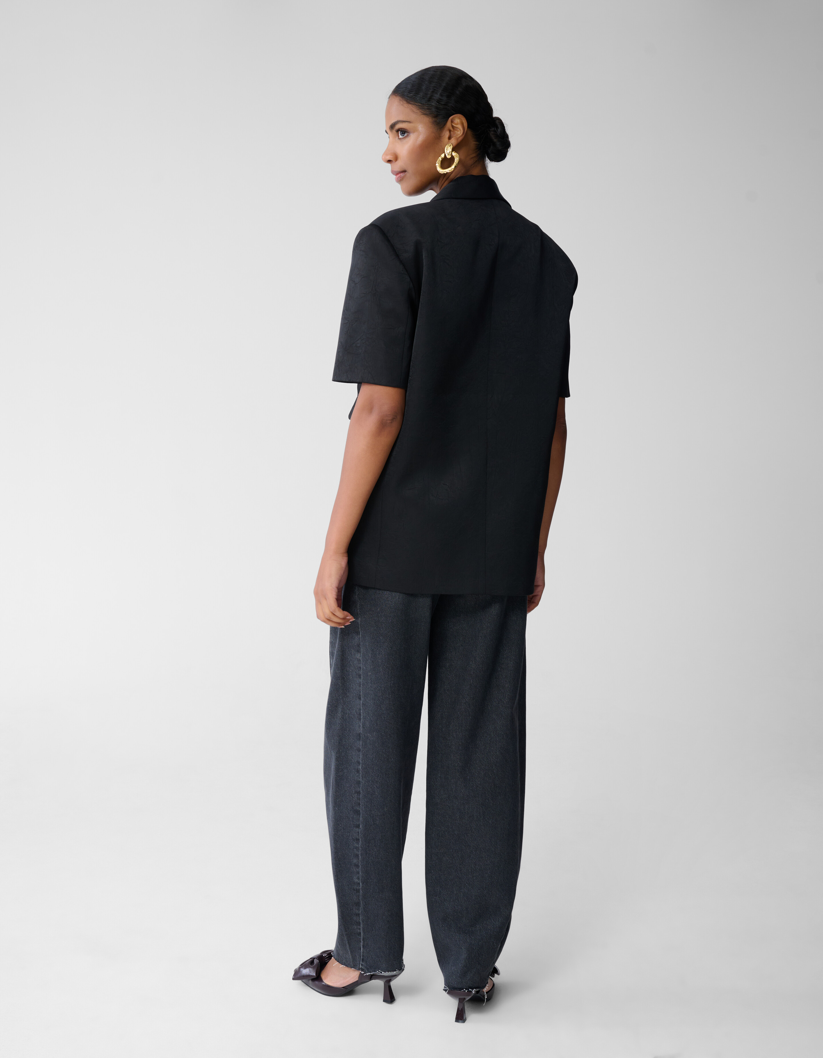 Short Sleeve Blazer Zwart SHOEBY WOMEN
