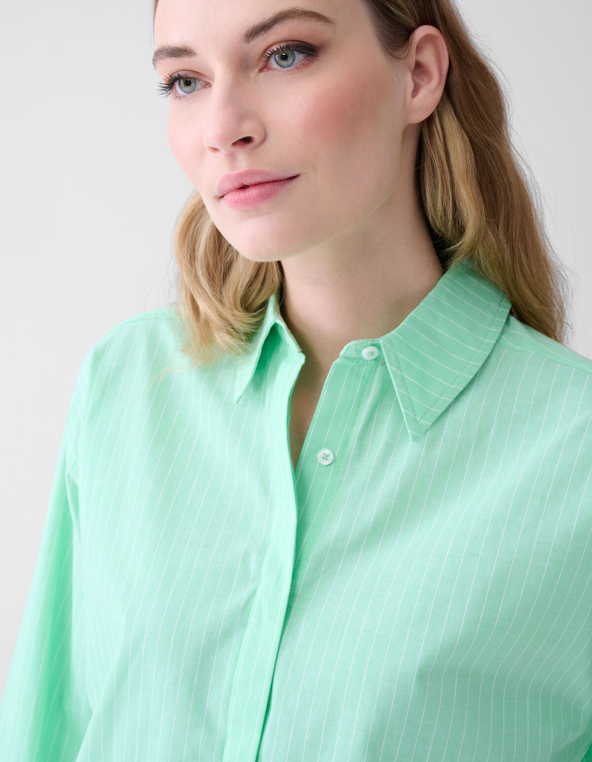 Pinstripe Poplin Blouse Lichtgroen SHOEBY WOMEN