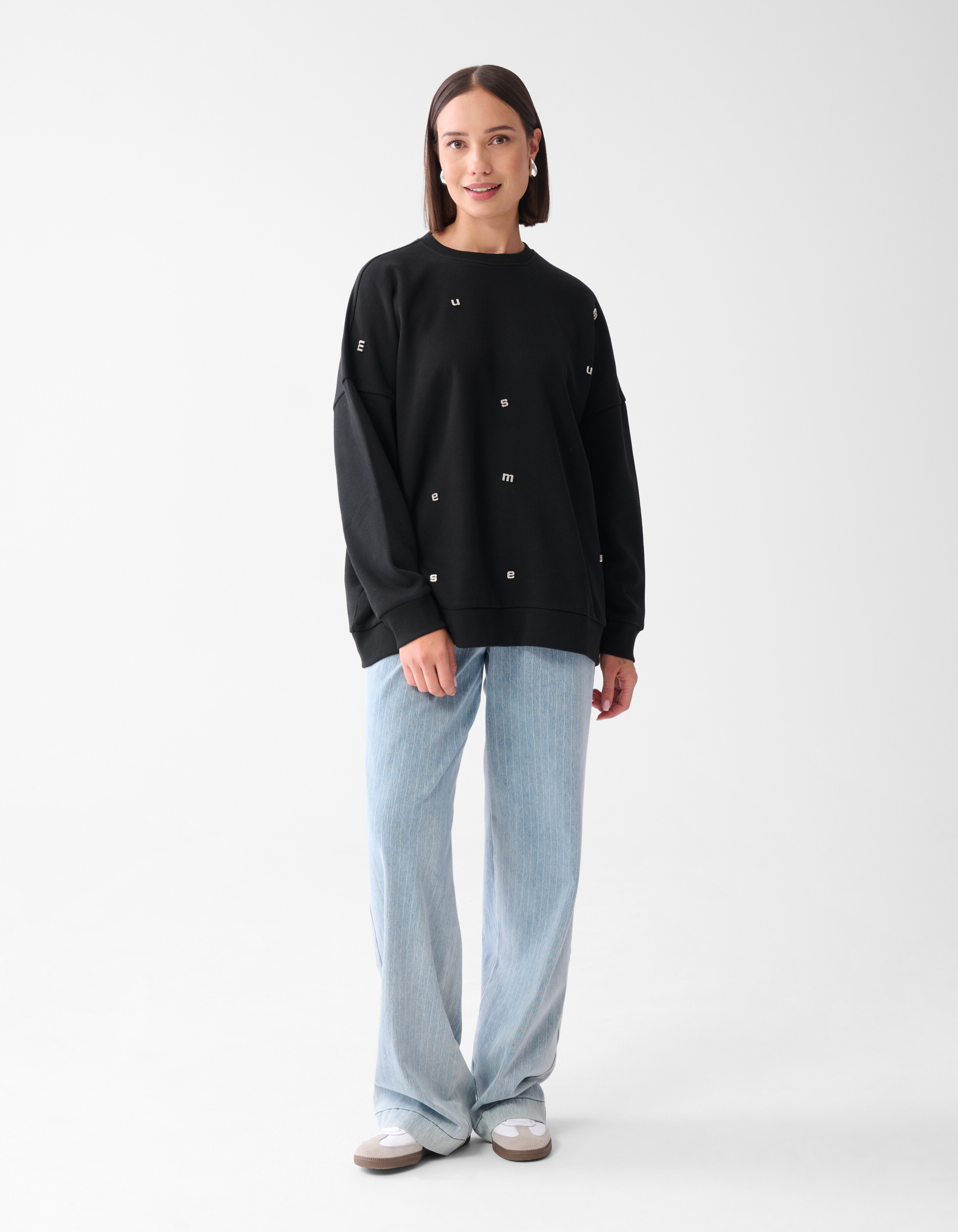 Strass Letter Sweater Zwart SHOEBY WOMEN