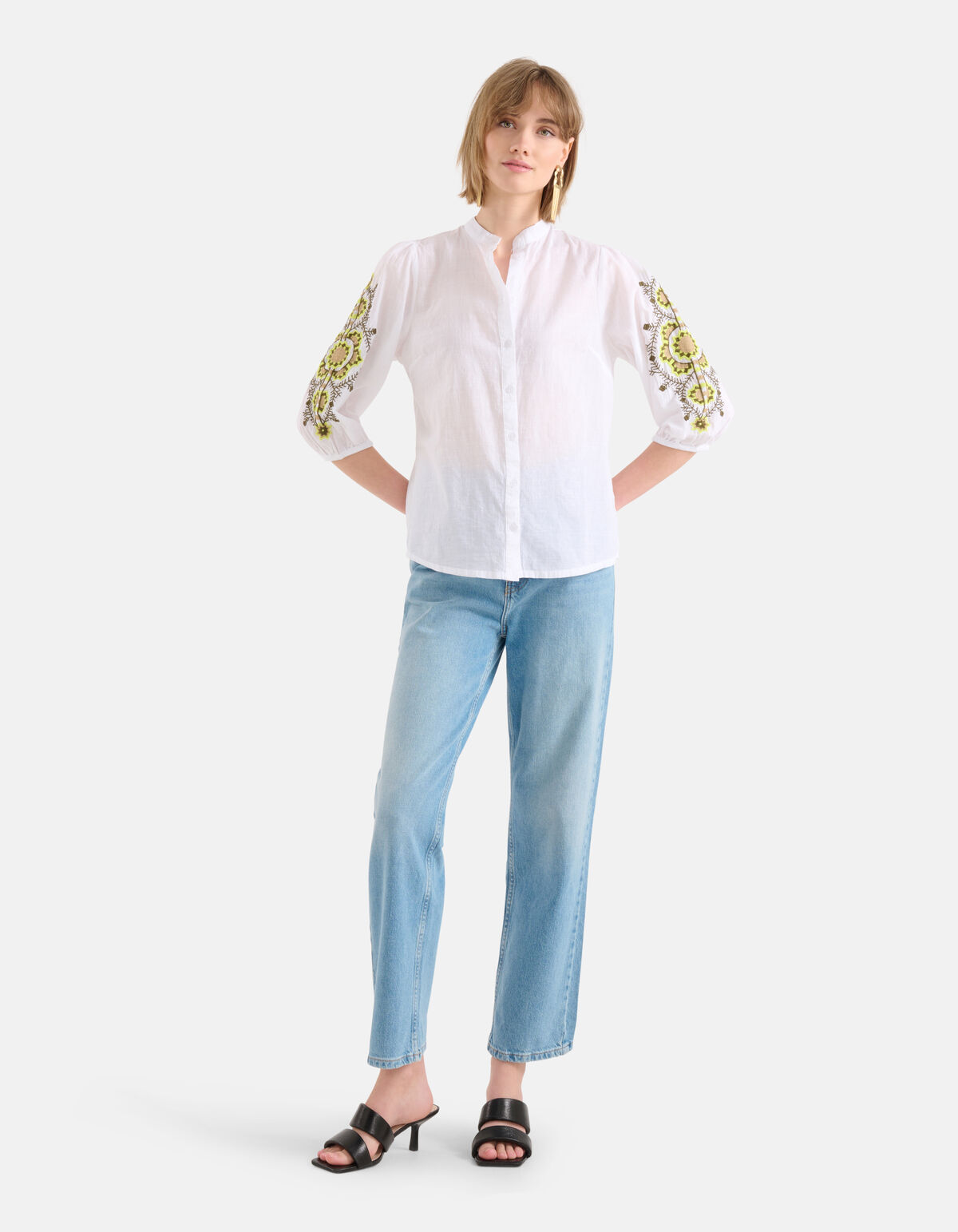 Embroidery Blouse Wit SHOEBY WOMEN