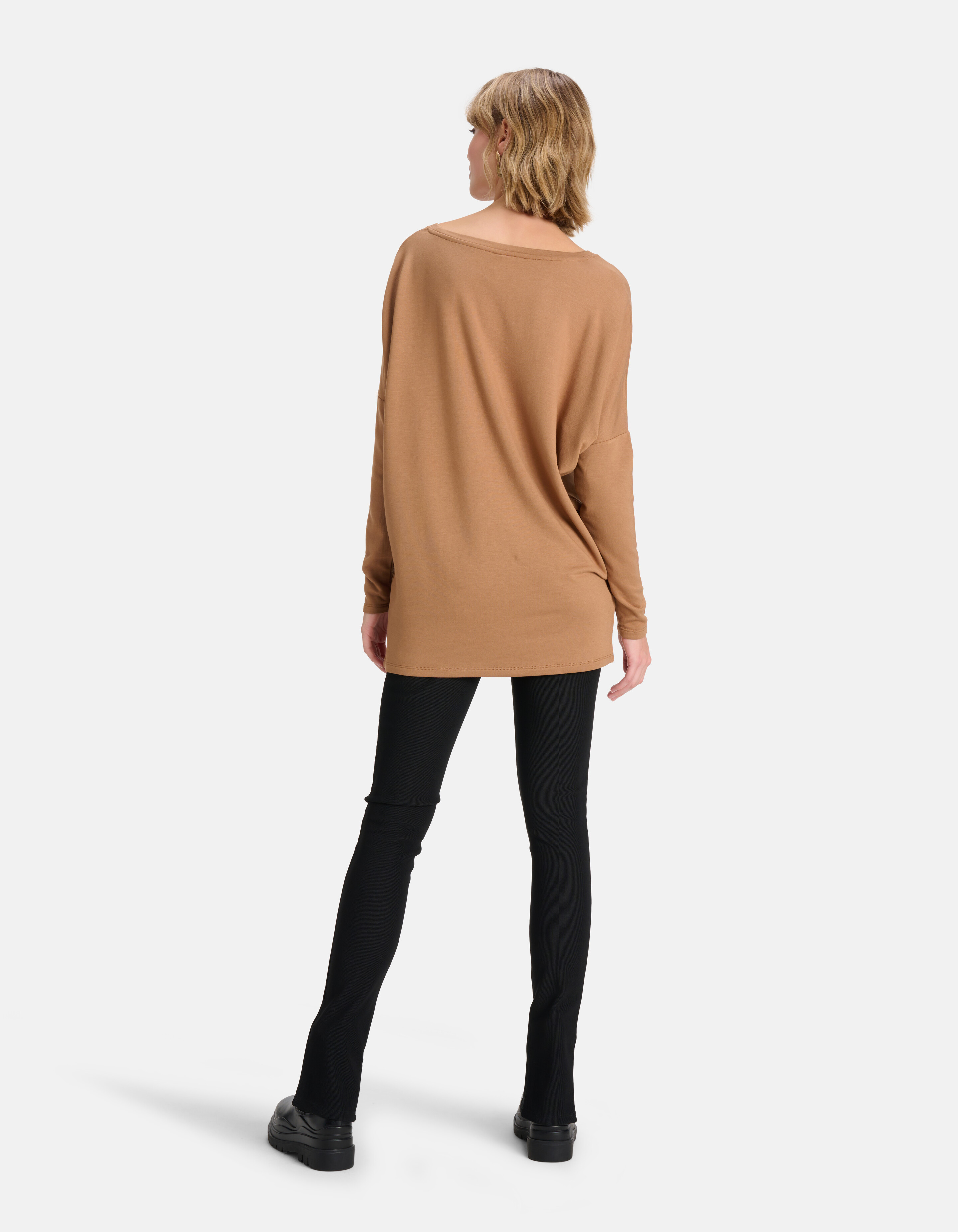 Basis Oversized Top Lichtbruin SHOEBY WOMEN