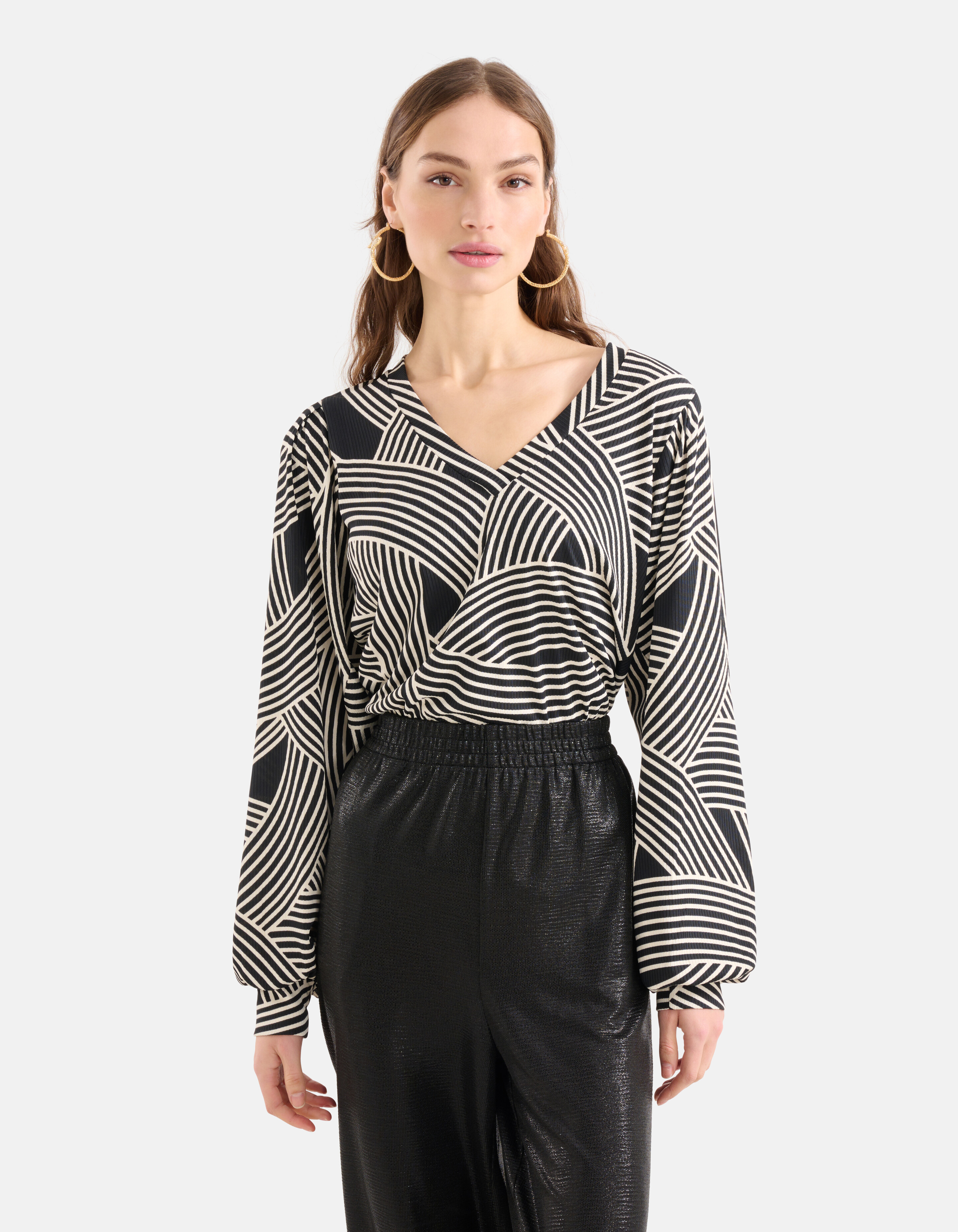 Printed Rib Jersey V-hals Longsleeve Zwart SHOEBY WOMEN