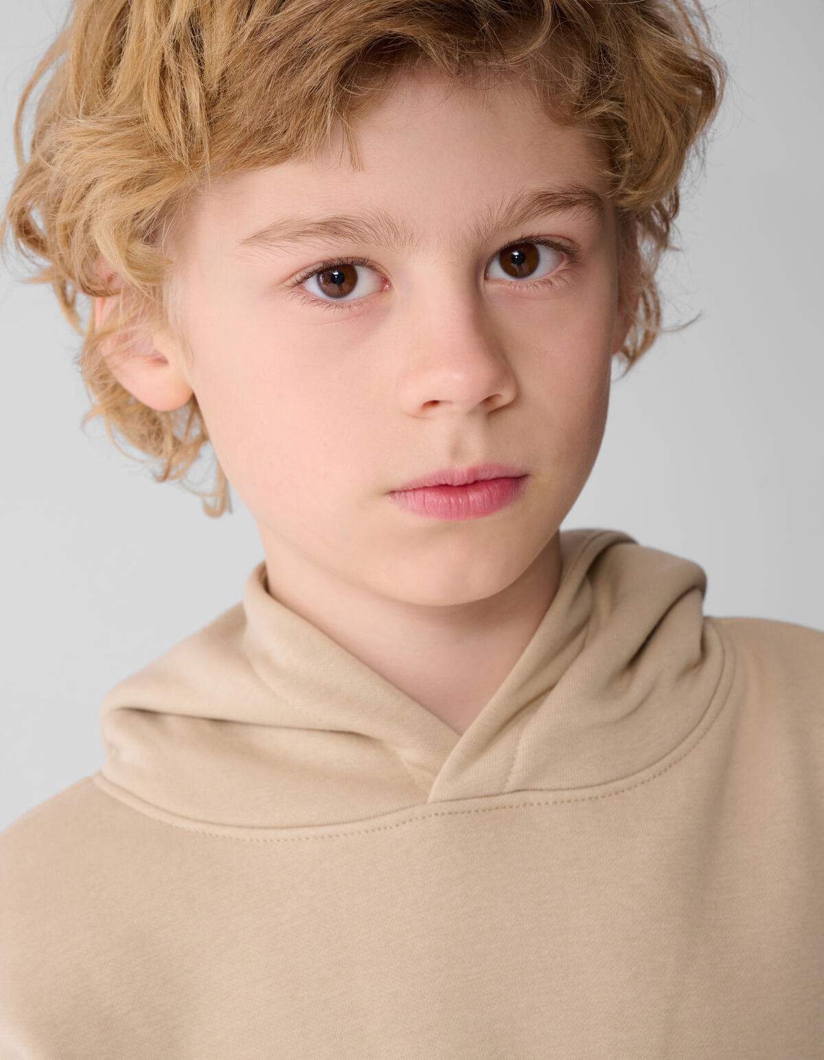 Breaker Artwork Hoodie Beige SHOEBY BOYS