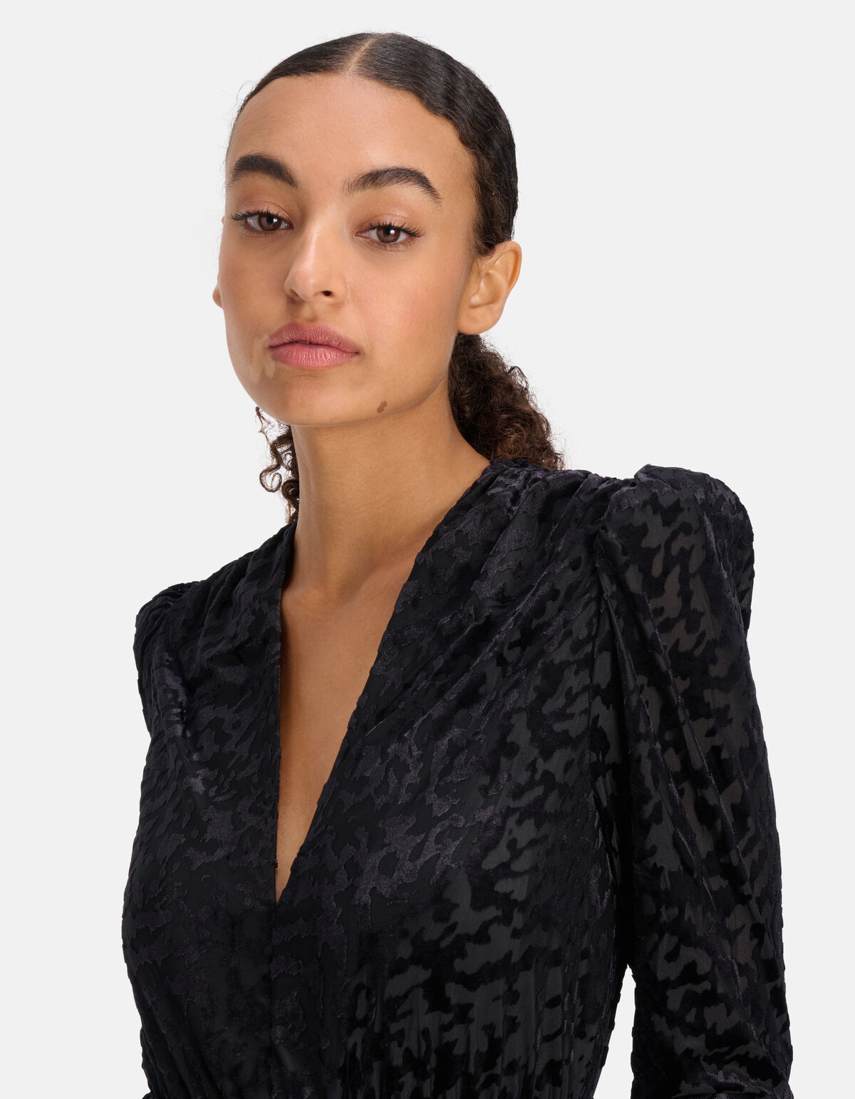 Velvet Print Jurk Zwart SHOEBY WOMEN