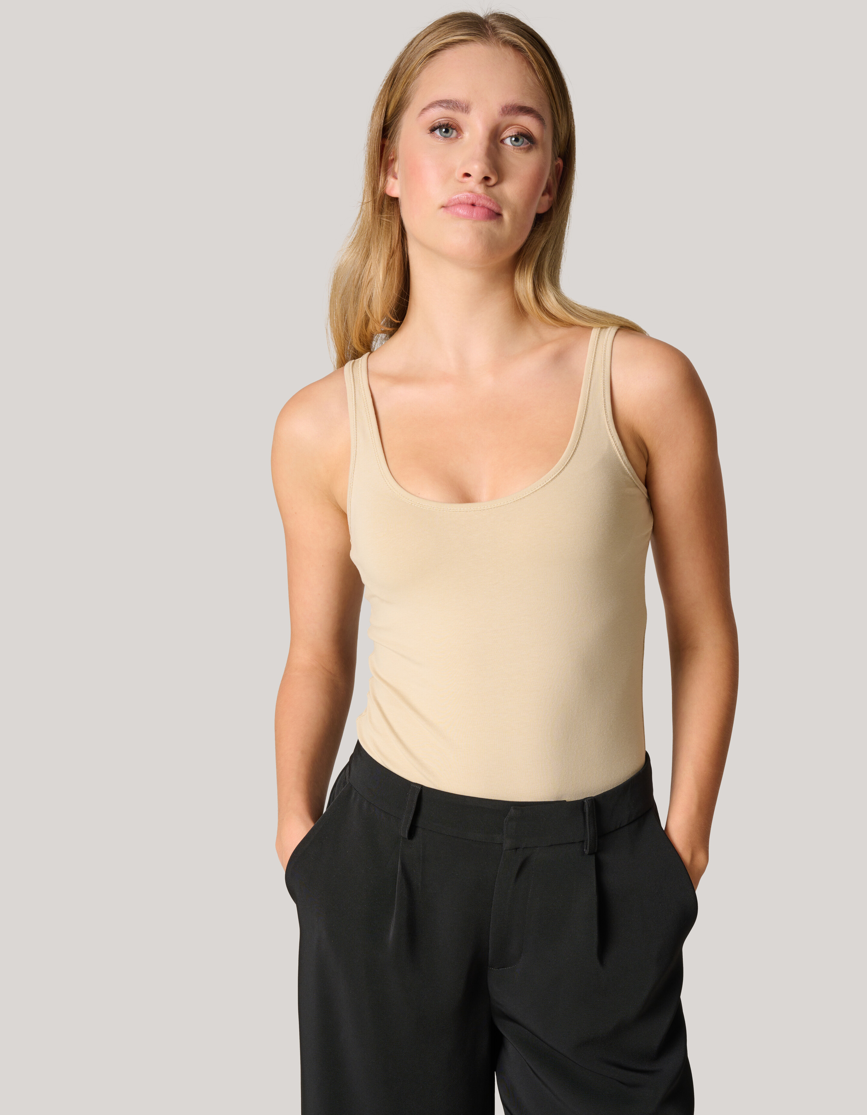 Basis Tanktop Beige SHOEBY WOMEN