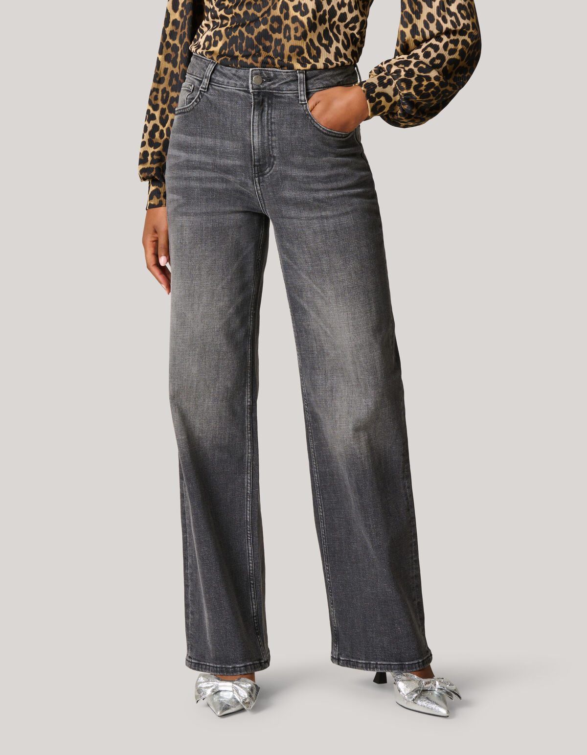 Wide Leg Fit Jeans Donkergrijs SHOEBY WOMEN