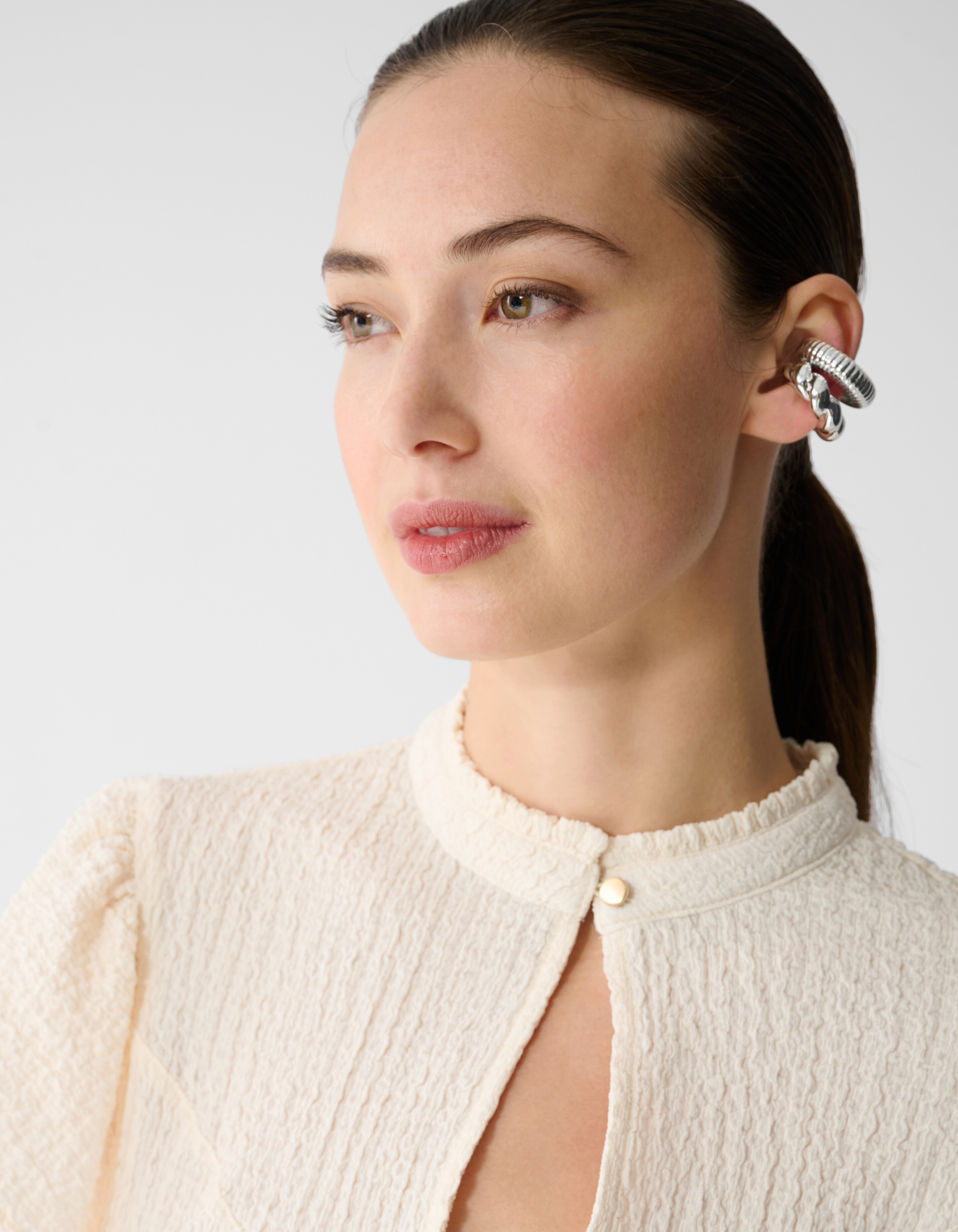 Crinkle Ruffle Top Gebroken Wit SHOEBY WOMEN