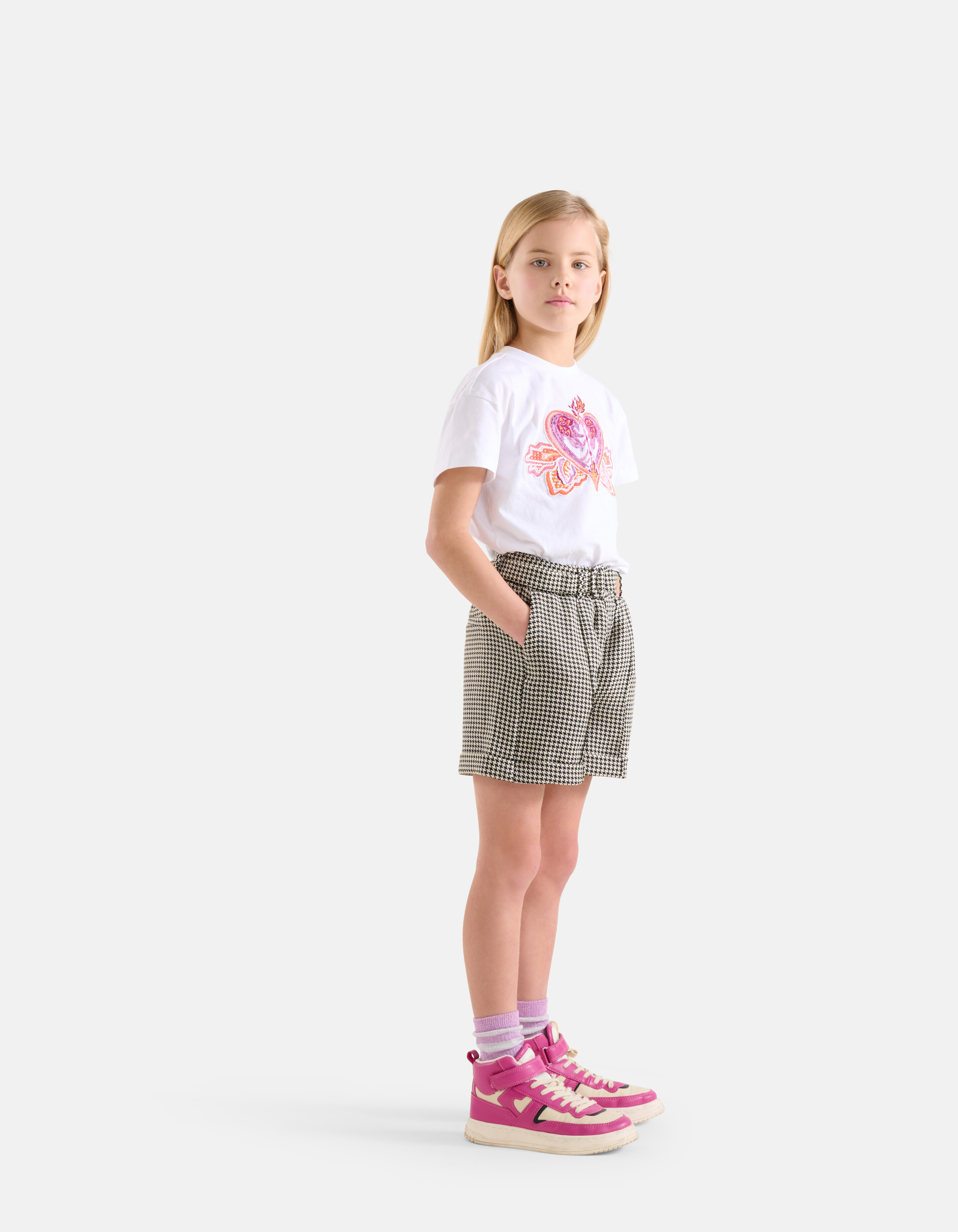 Heart Embroidery T-shirt Gebroken Wit SHOEBY GIRLS