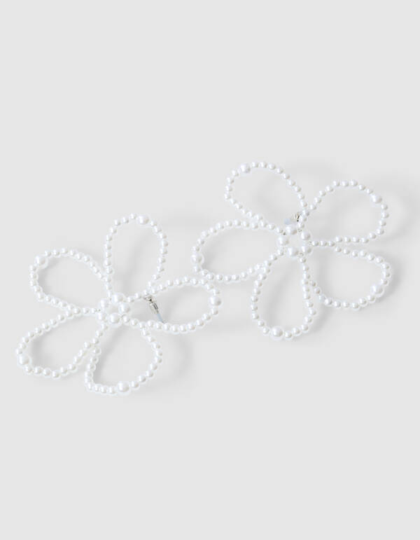 Big Flower Oorbellen Gebroken Wit SHOEBY ACCESSOIRES