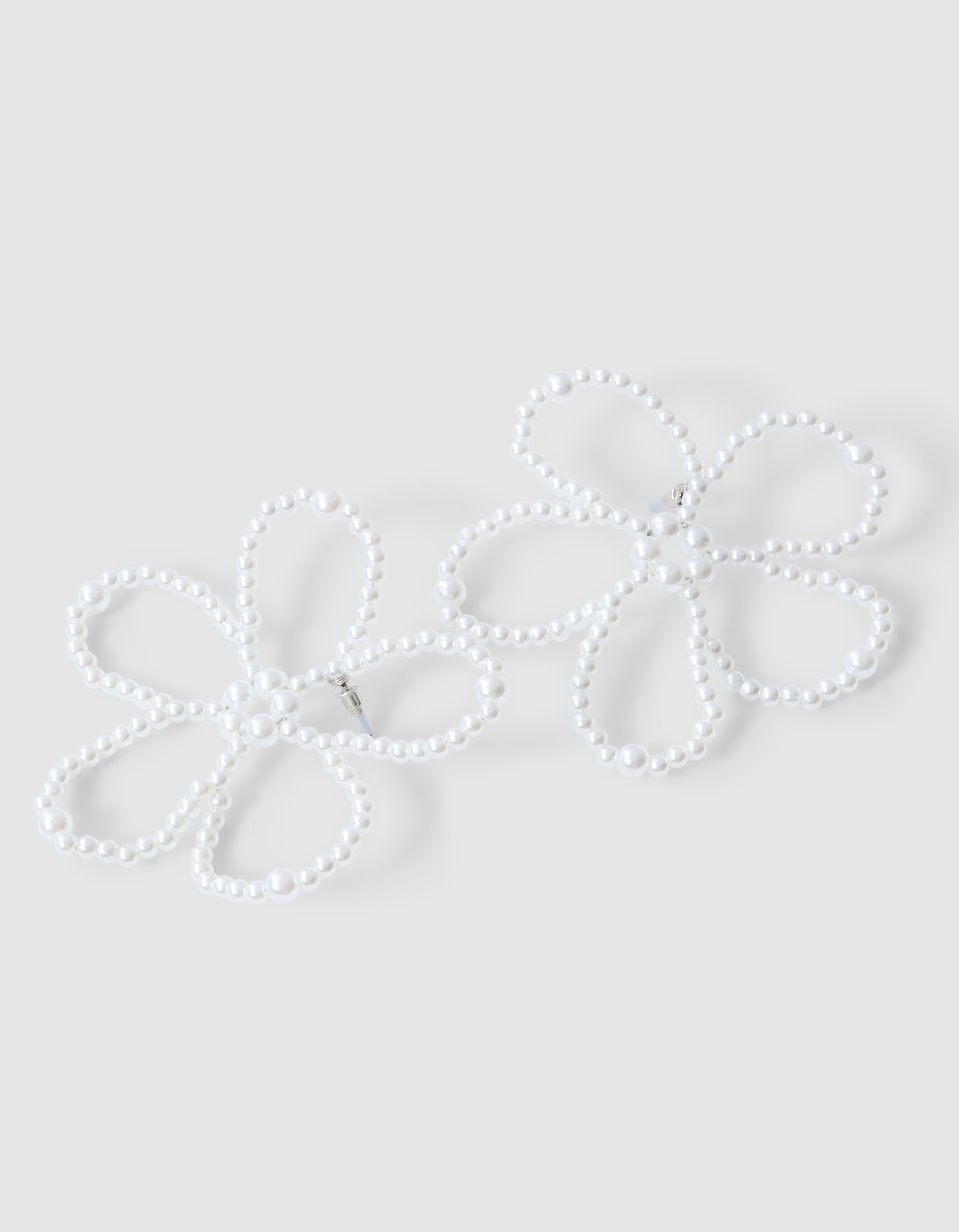 Big Flower Oorbellen Gebroken Wit SHOEBY ACCESSOIRES