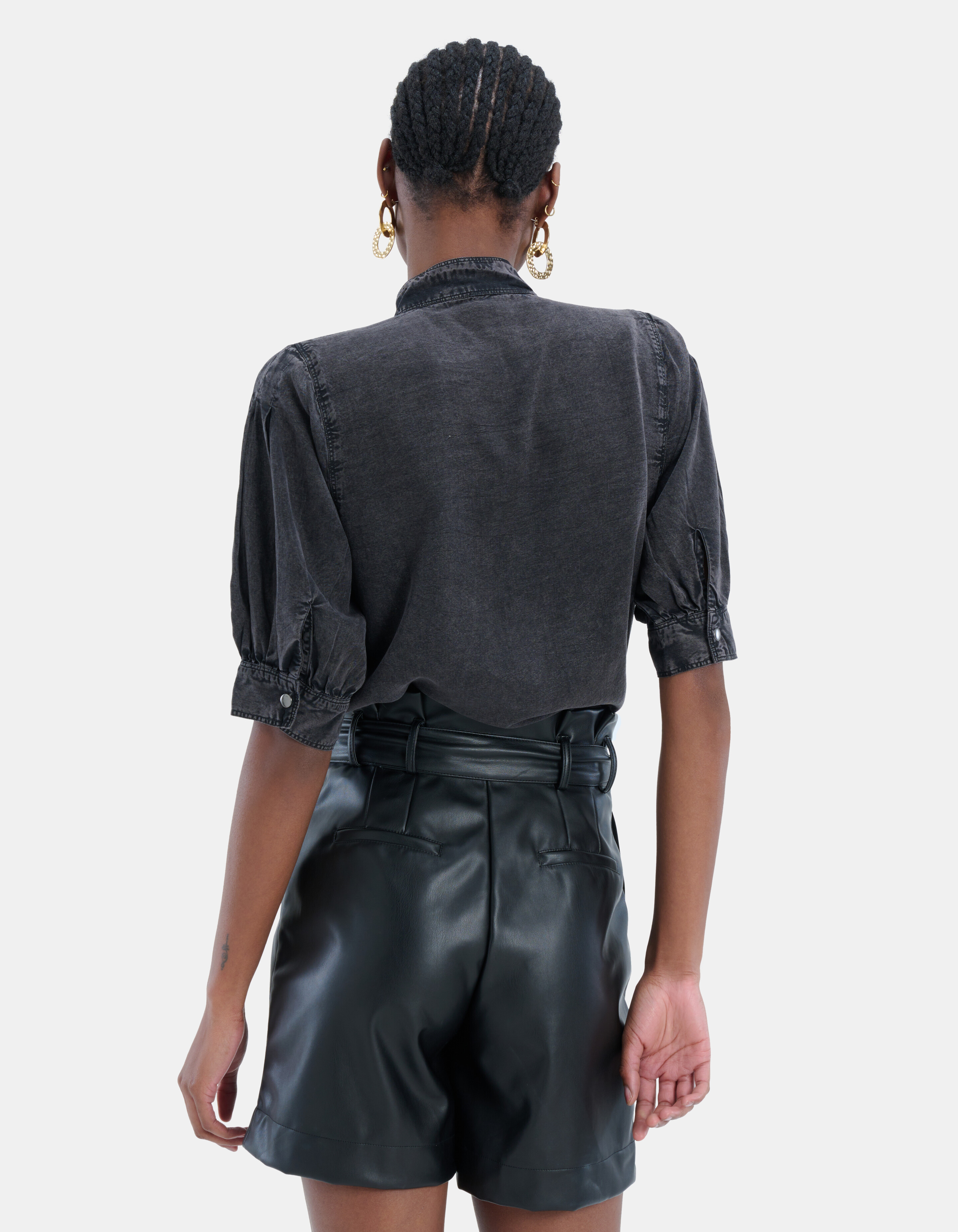 Embro Pleat Blouse EKSEPT