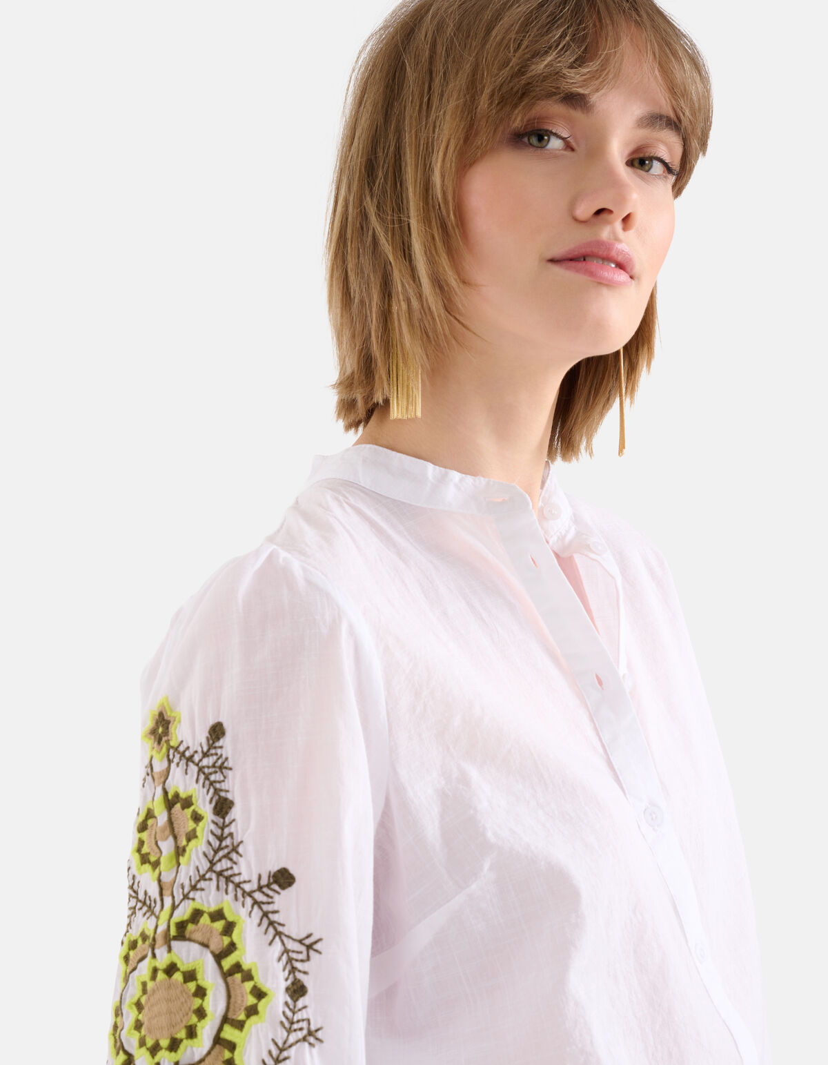 Embroidery Blouse Wit SHOEBY WOMEN