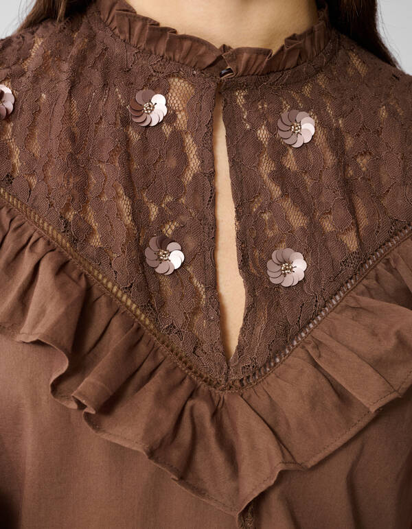 Ruffle Lace Top Bruin SHOEBY WOMEN