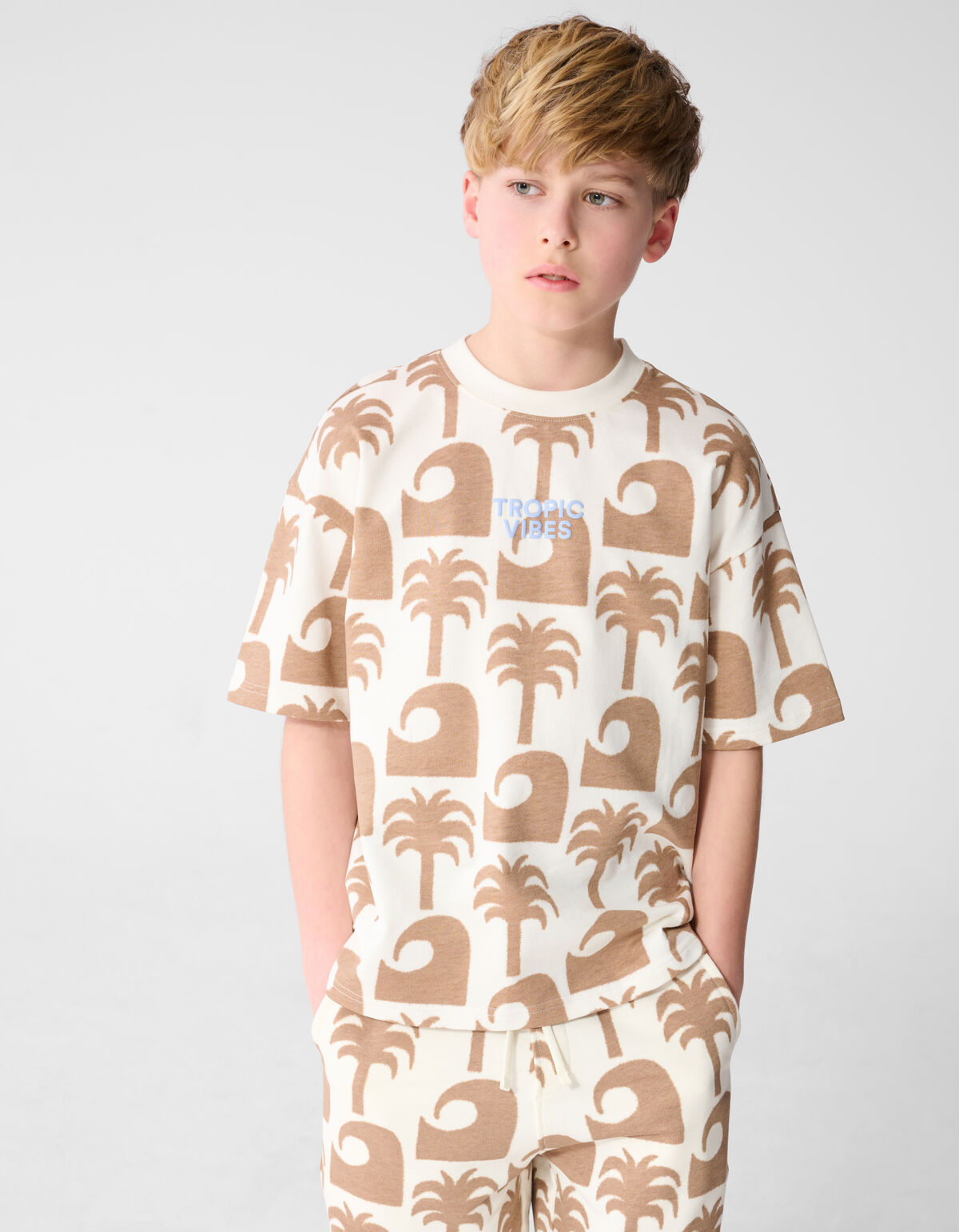 Tropic Vibes Artwork T-shirt Gebroken Wit SHOEBY BOYS