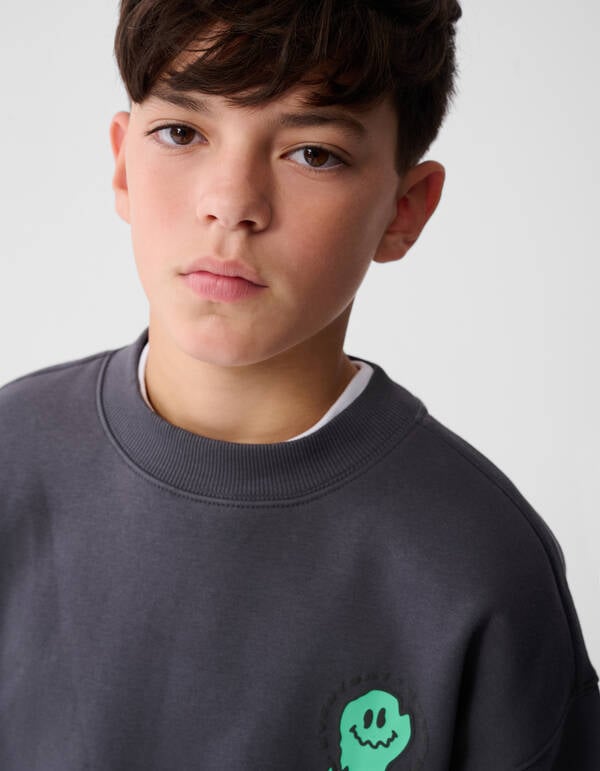 Smile Artwork Sweater Donkergrijs SHOEBY BOYS