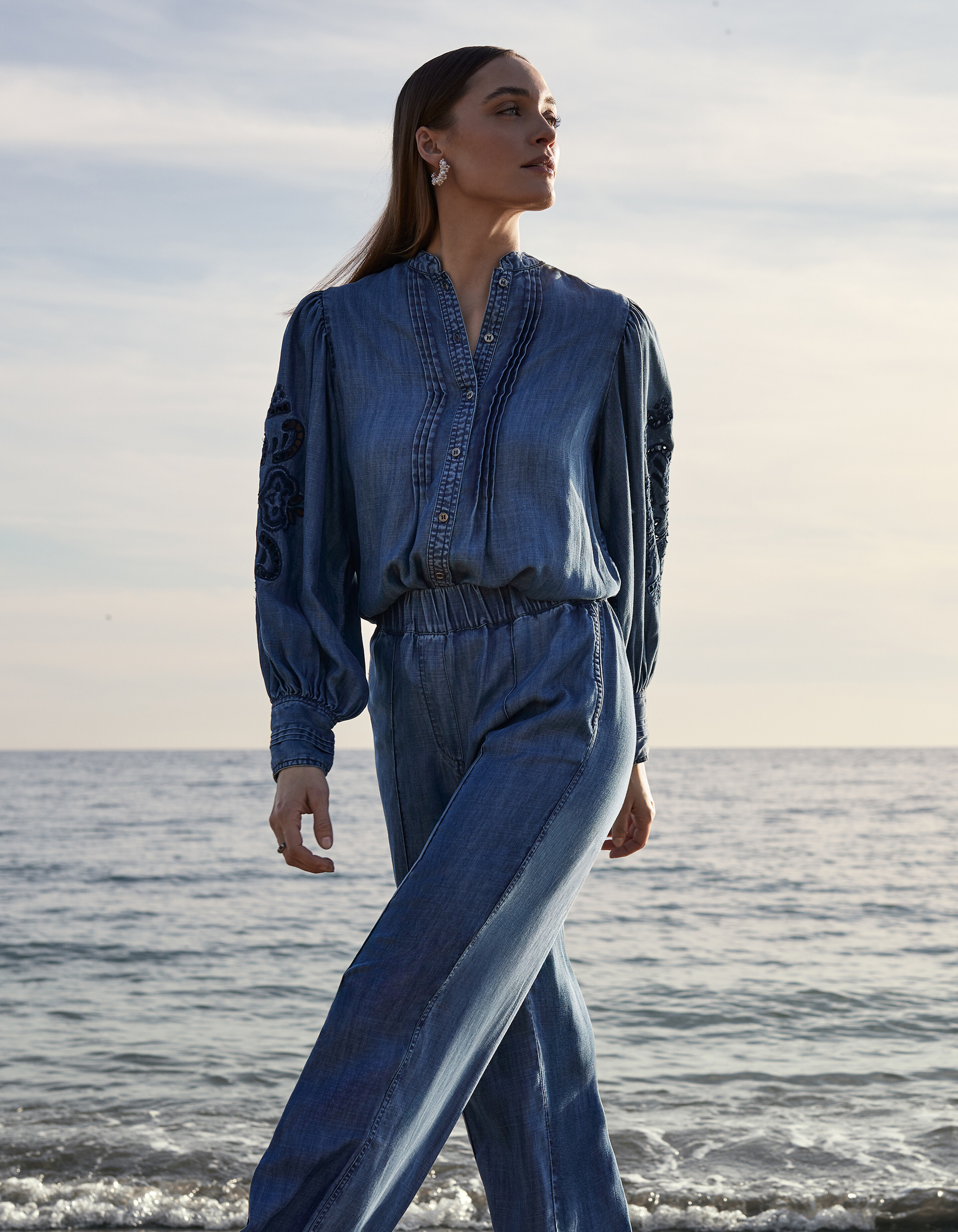 Pintuck Embroidery Blouse Blauw By Mieke SHOEBY WOMEN