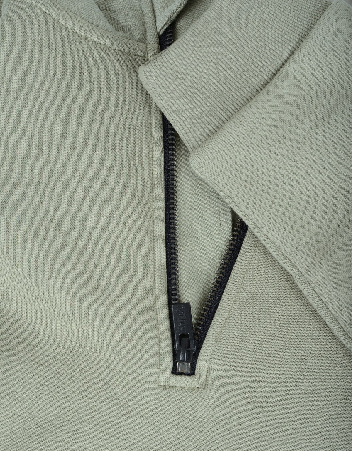 Justin Sweater