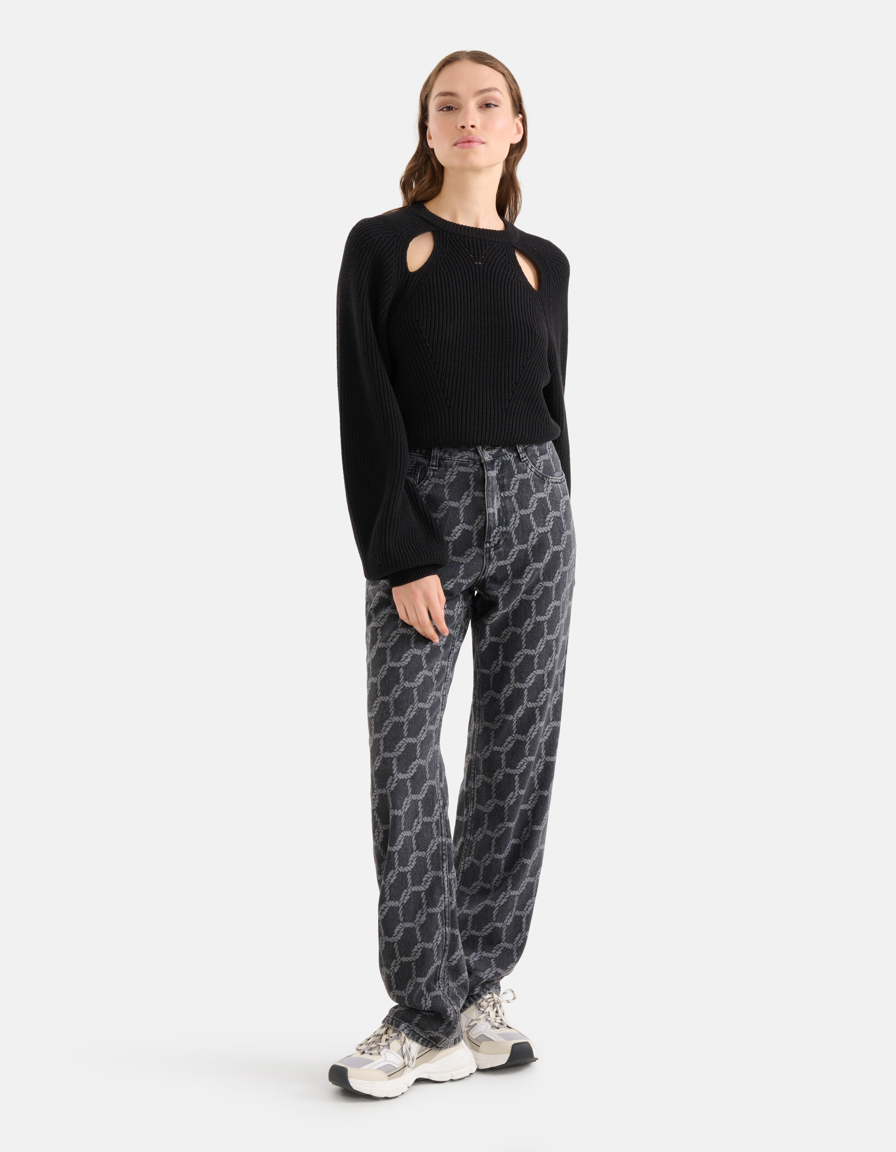 Cut Out Trui Zwart SHOEBY WOMEN