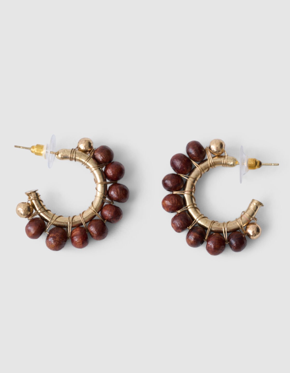 Beaded Wood Hoop Oorbellen Bruin SHOEBY ACCESSOIRES