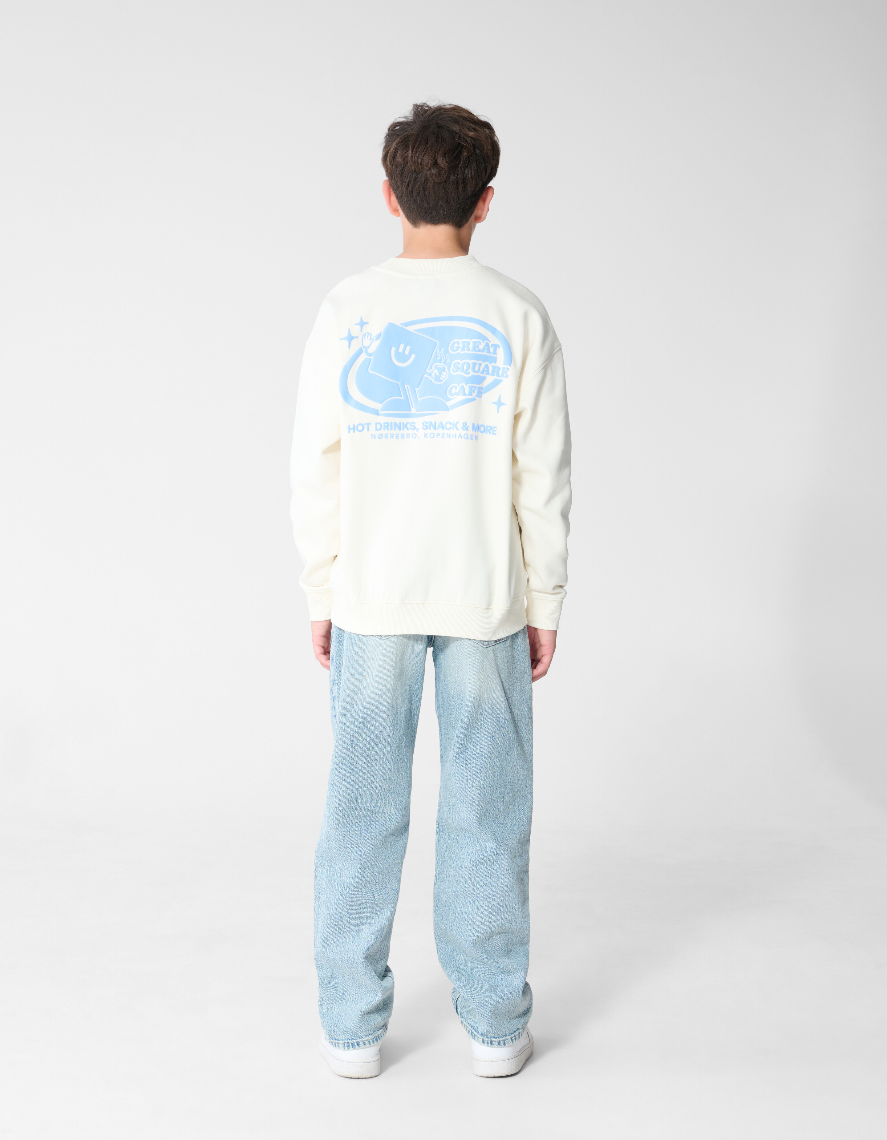 Caf&eacute; Artwork Sweater Gebroken Wit SHOEBY BOYS