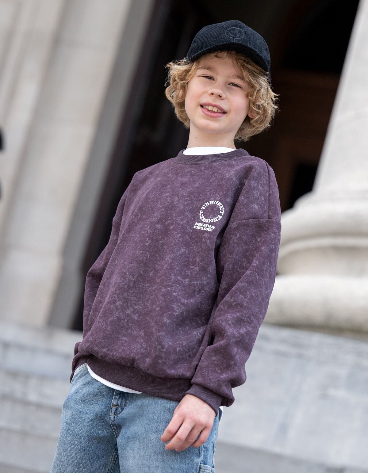 Connect Artwork Sweater Donkerrood SHOEBY BOYS