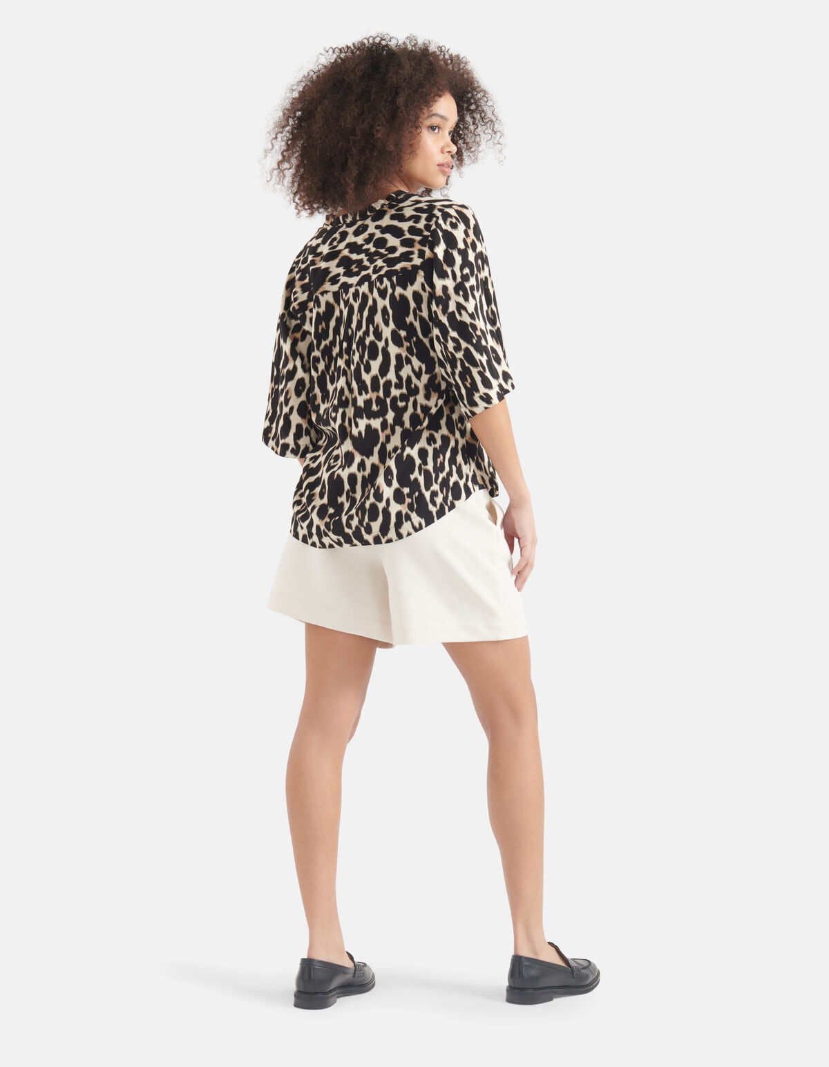 Leopard V-hals Top Bruin SHOEBY WOMEN