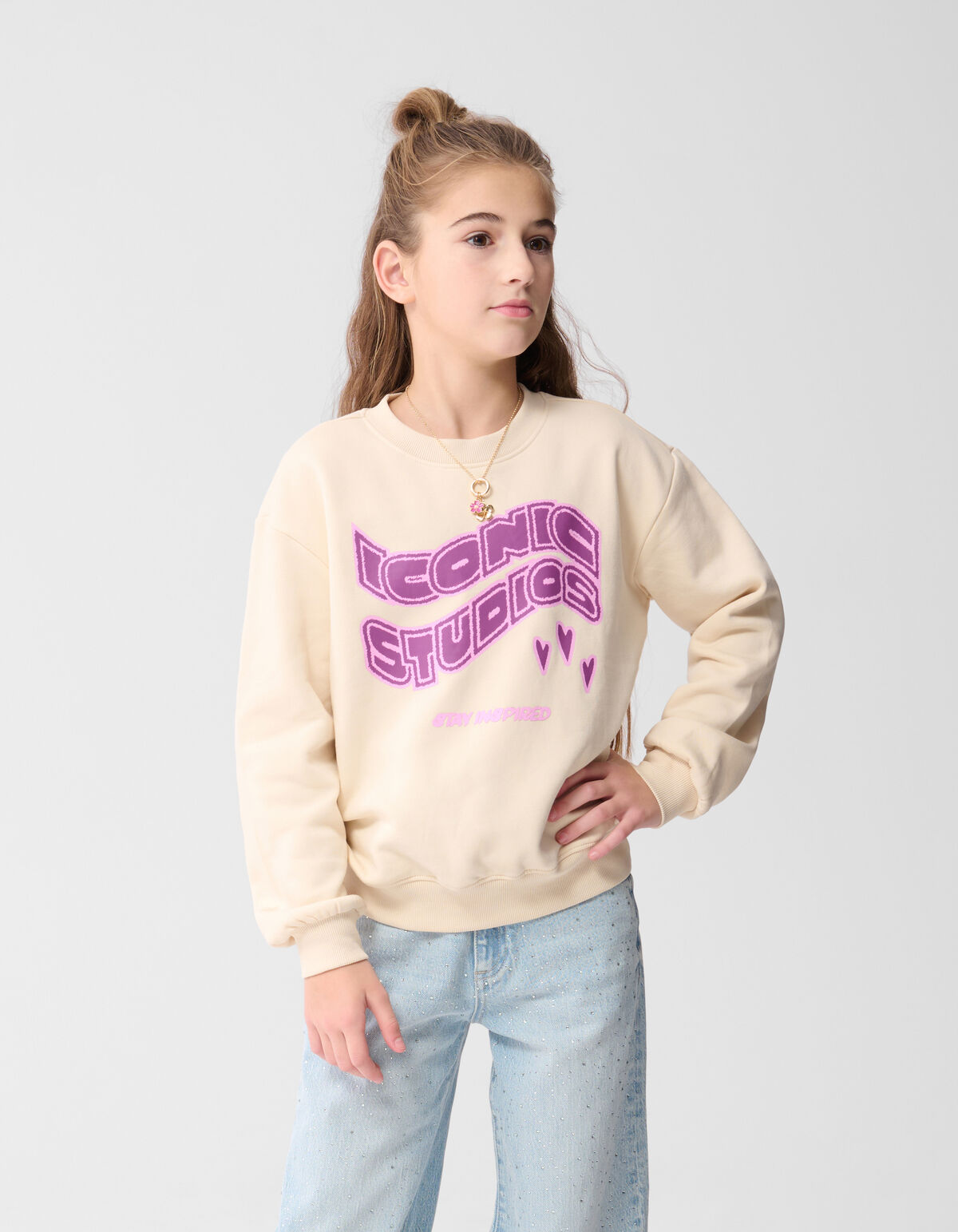 Iconic Studios Artwork Sweater Gebroken Wit SHOEBY GIRLS