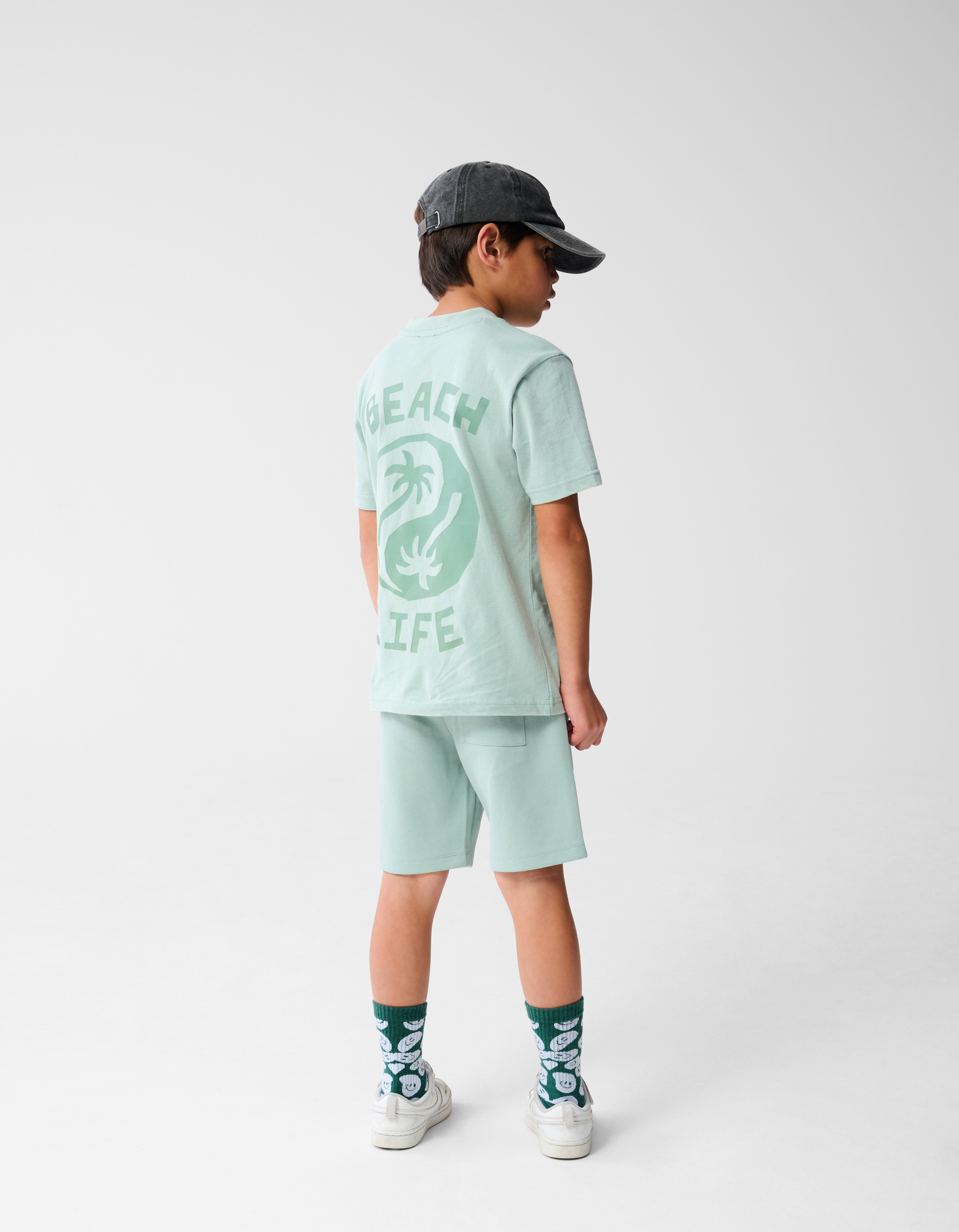 Beach Life T-shirt Groen SHOEBY BOYS