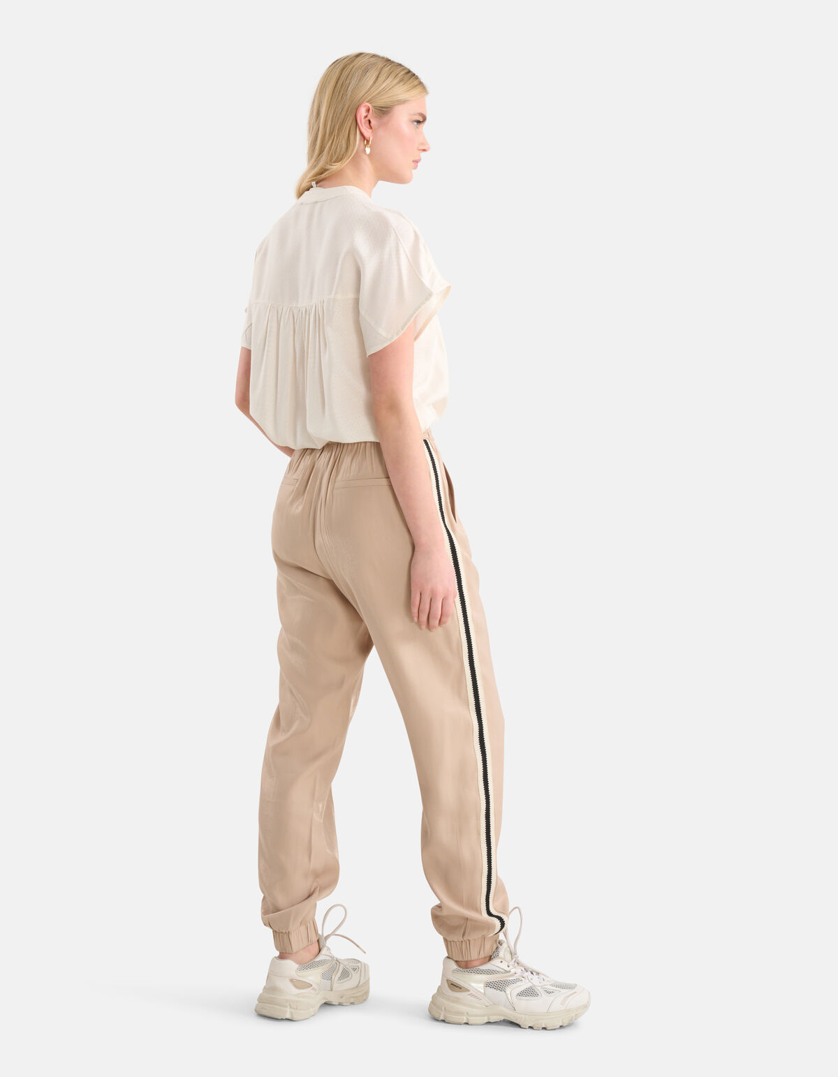 Cargo Tape Broek Zand SHOEBY WOMEN