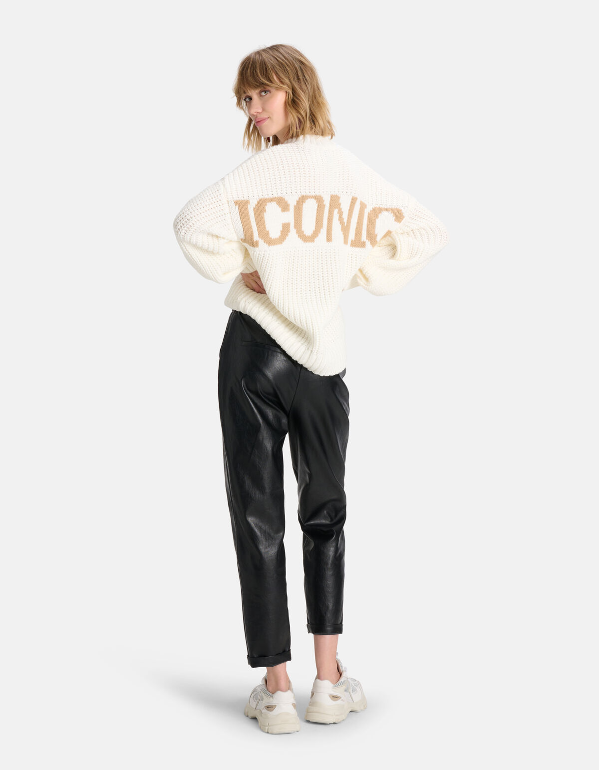 Iconic Text Pullover EKSEPT