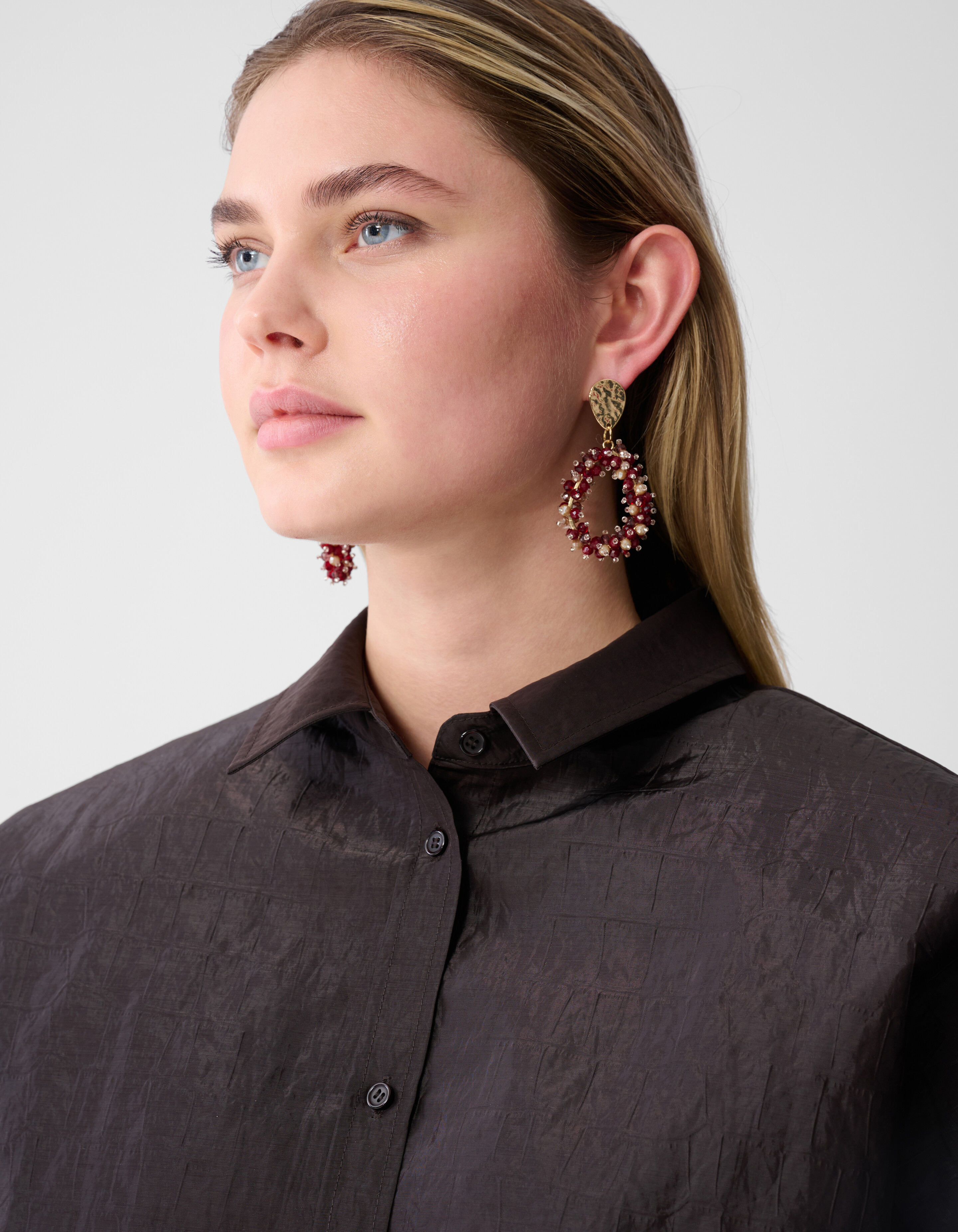 Beaded Druppel Oorbellen Donkerrood SHOEBY ACCESSOIRES