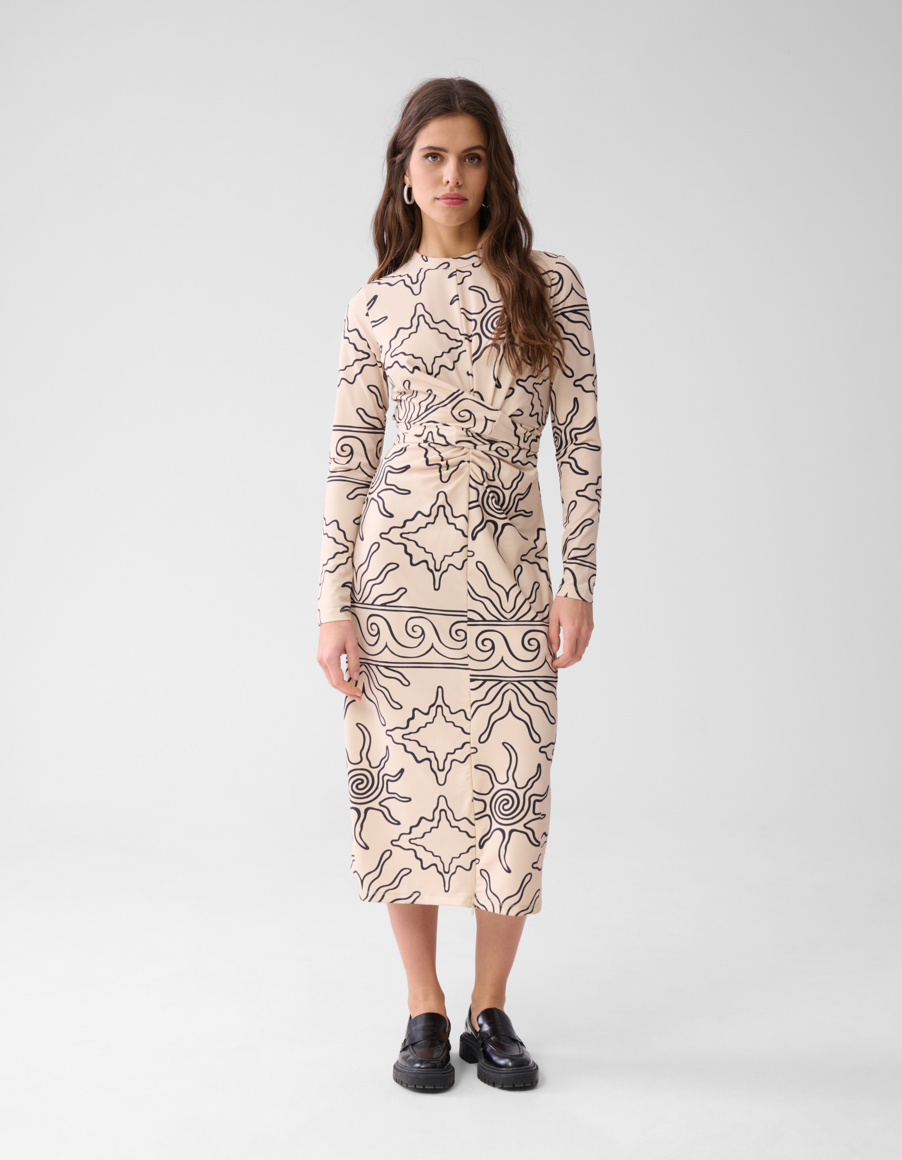 Printed Travel Midi Jurk Gebroken Wit SHOEBY WOMEN
