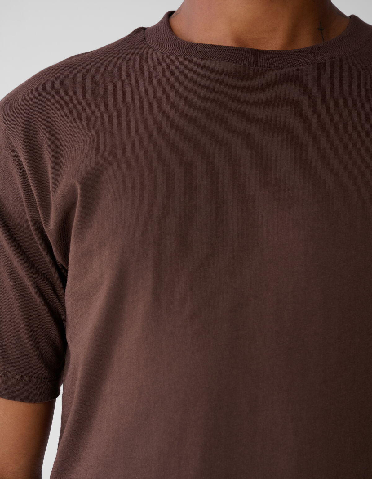 Scratched Artwork T-shirt Donkerbruin SHOEBY MEN