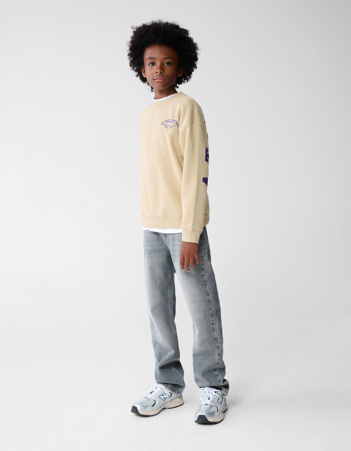 Athletic Artwork Sweater Beige SHOEBY BOYS