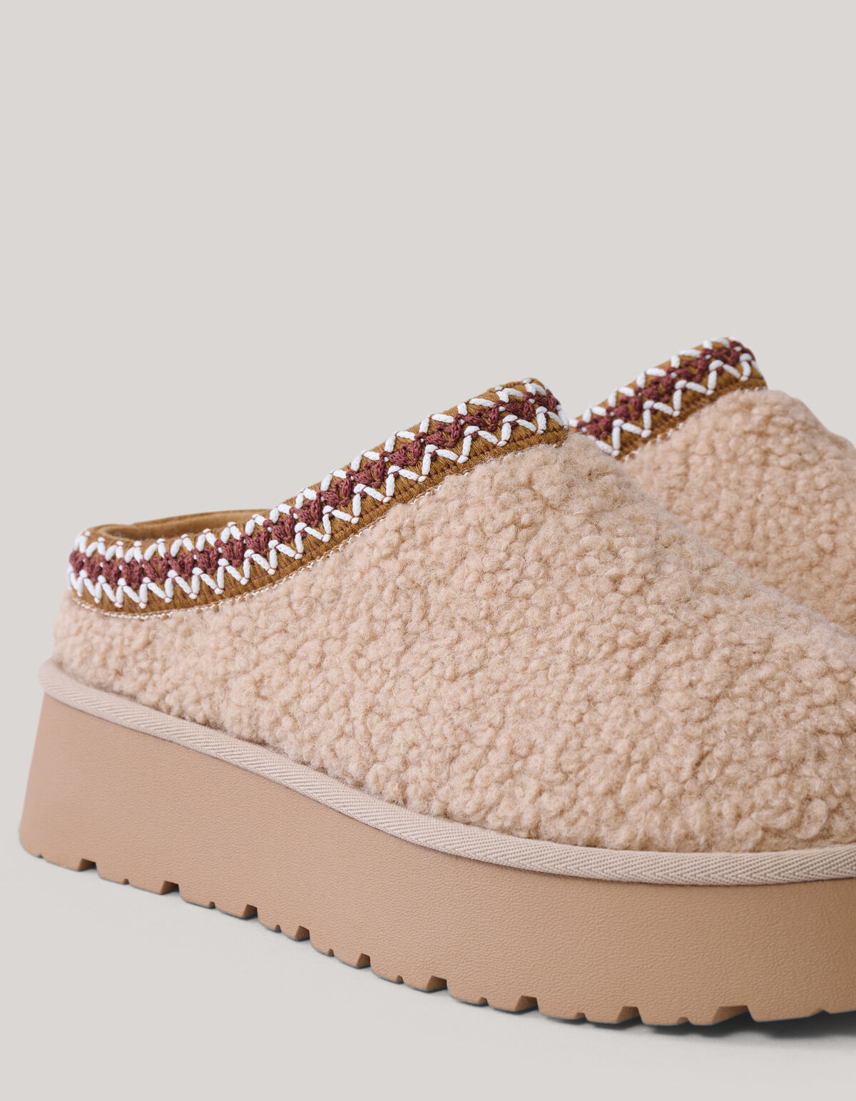 Teddy Instappers Lichtbruin SCHOENEN SHOEBY