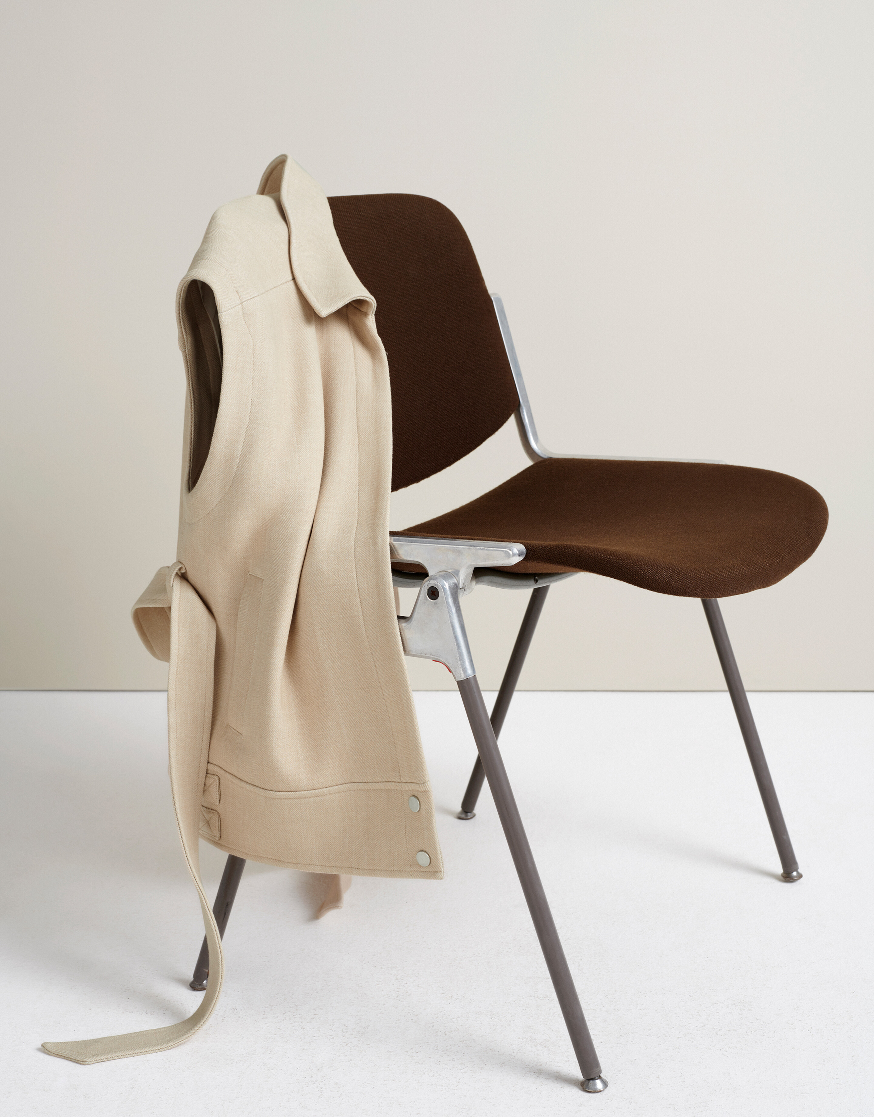 Sleeveless Jacket EKSEPT