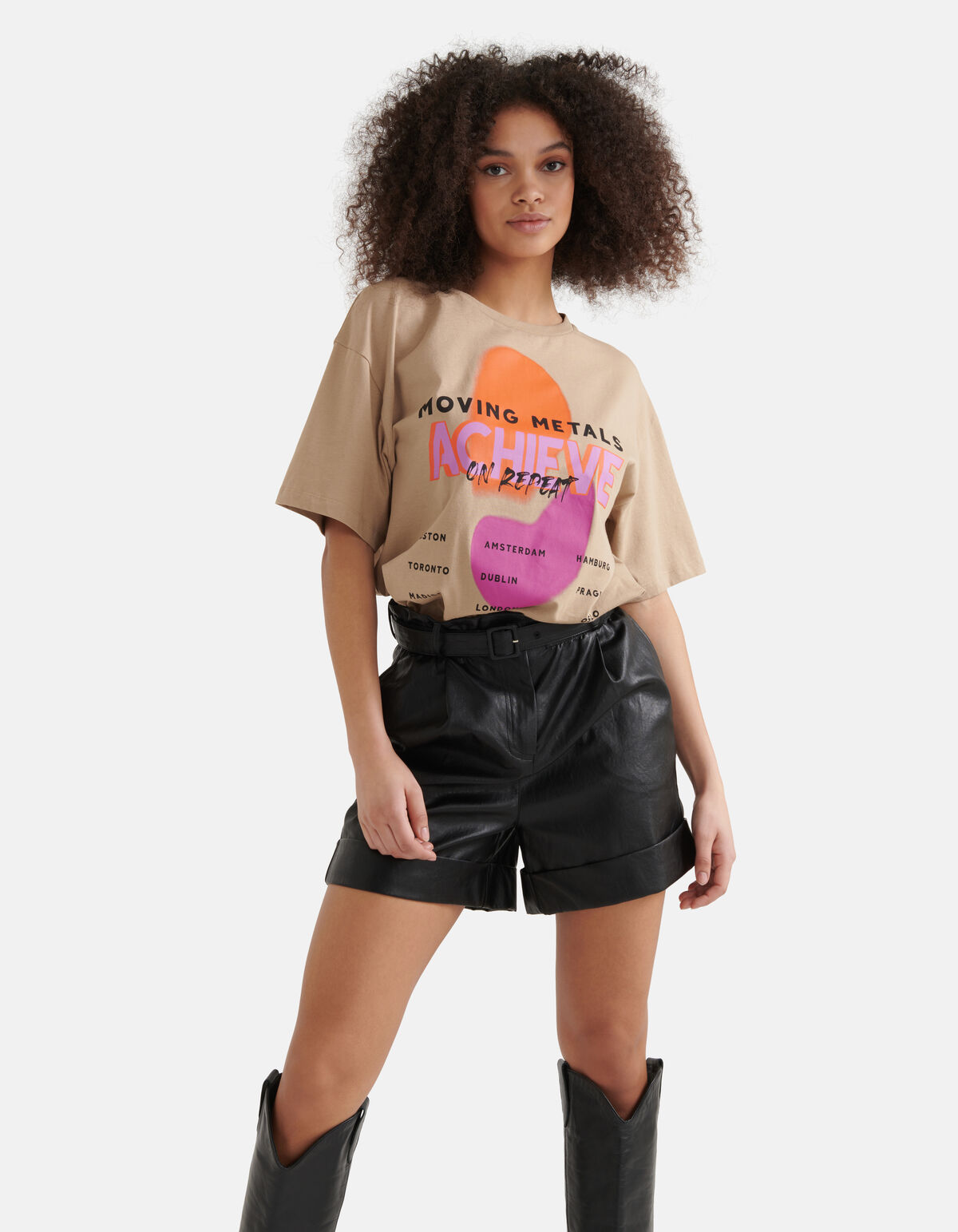 Vegan Leren Short Zwart SHOEBY WOMEN