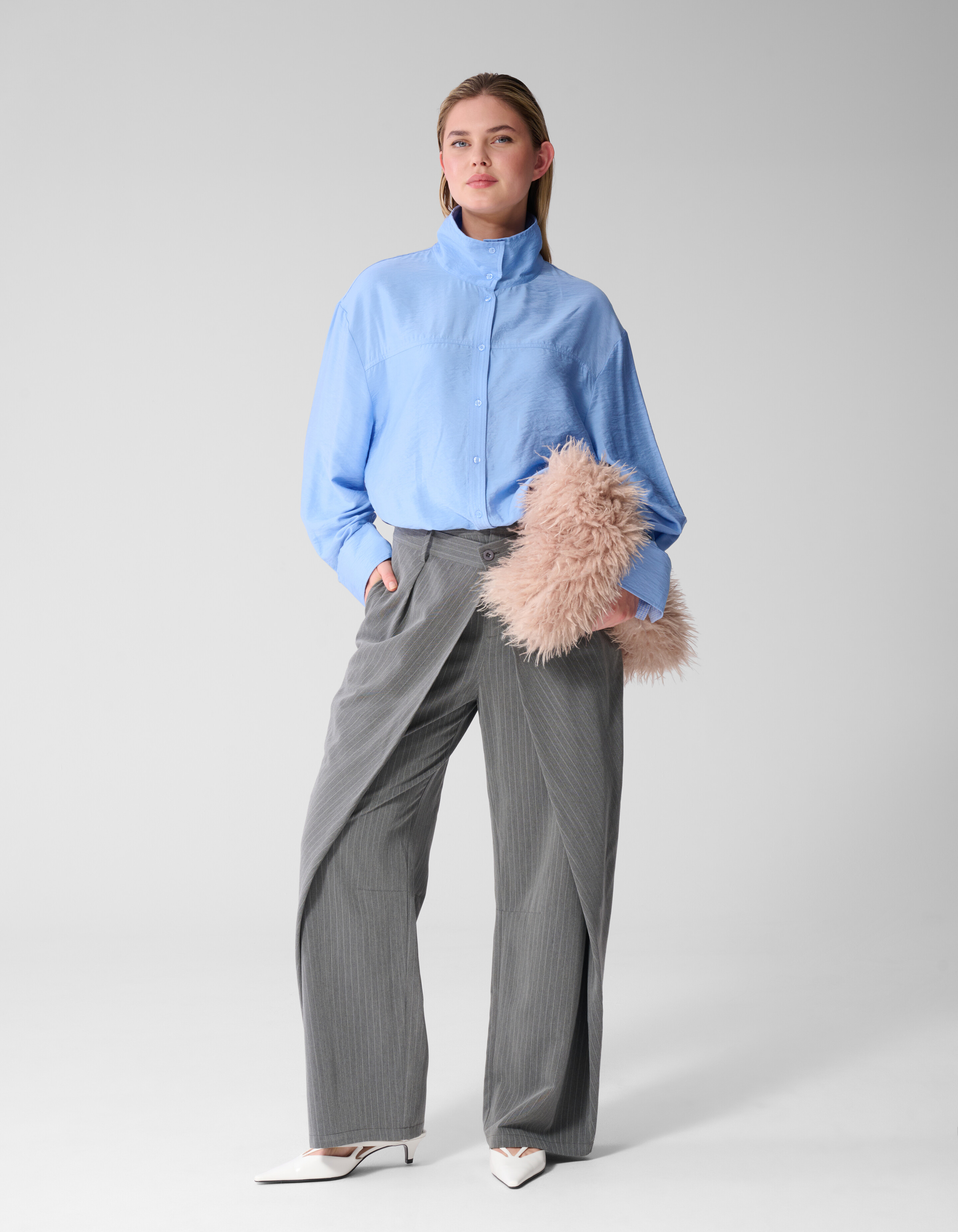 Pinstripe Pleated Pantalon Donkergrijs SHOEBY WOMEN